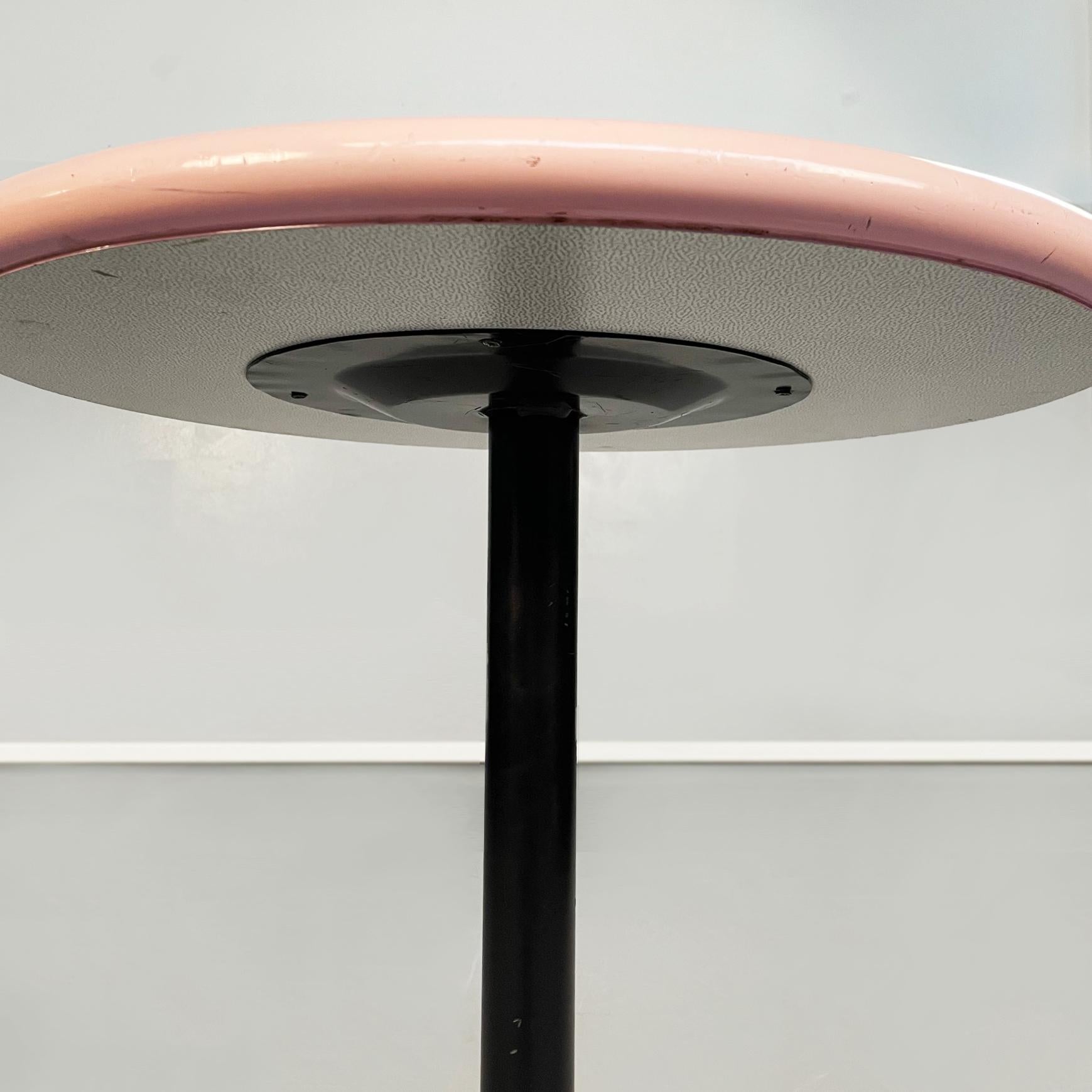 Italian Mid-Century Round Coffee Tables in White Grey Pink Laminate Metal, 1980 For Sale 5