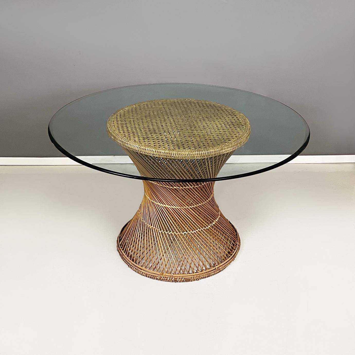 Mid-Century Modern Italian mid-century Round dining table in grass and rattan, 1960s For Sale