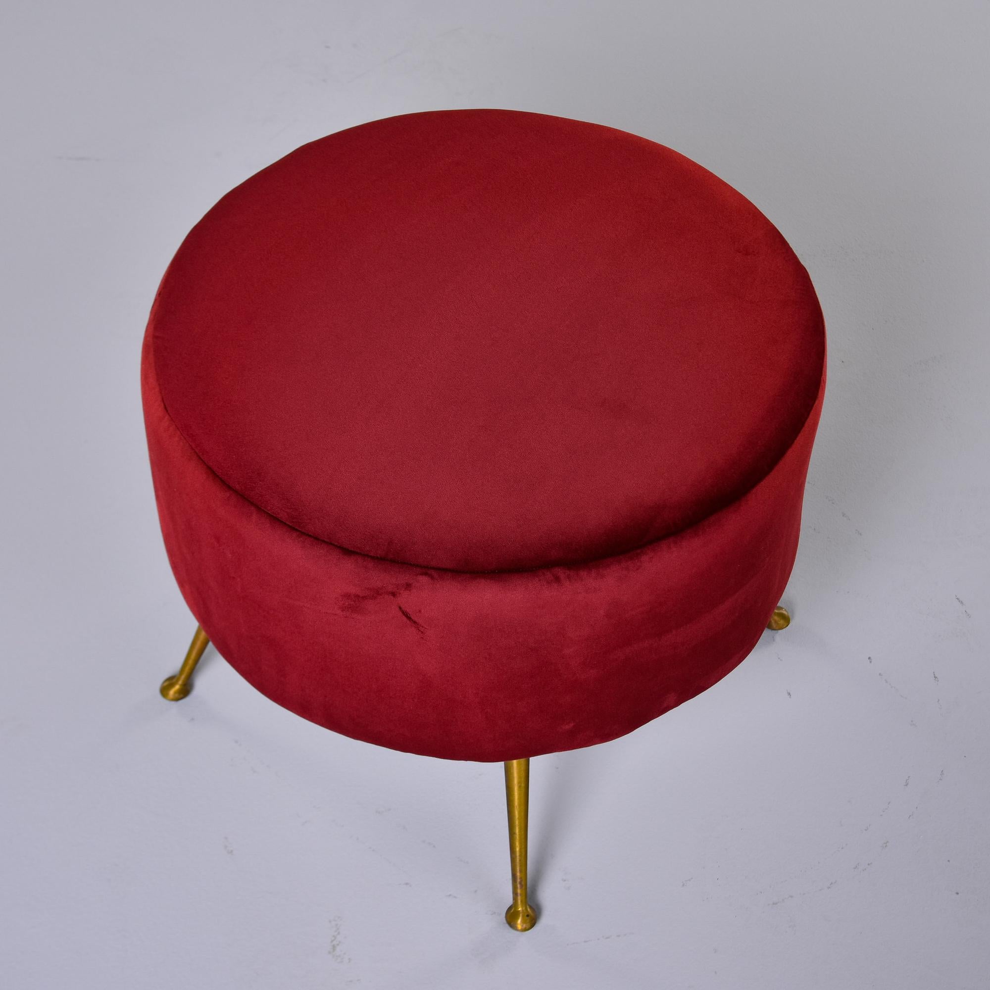 Italian Midcentury Round Stool with Red Upholstery and Brass Legs For Sale 3