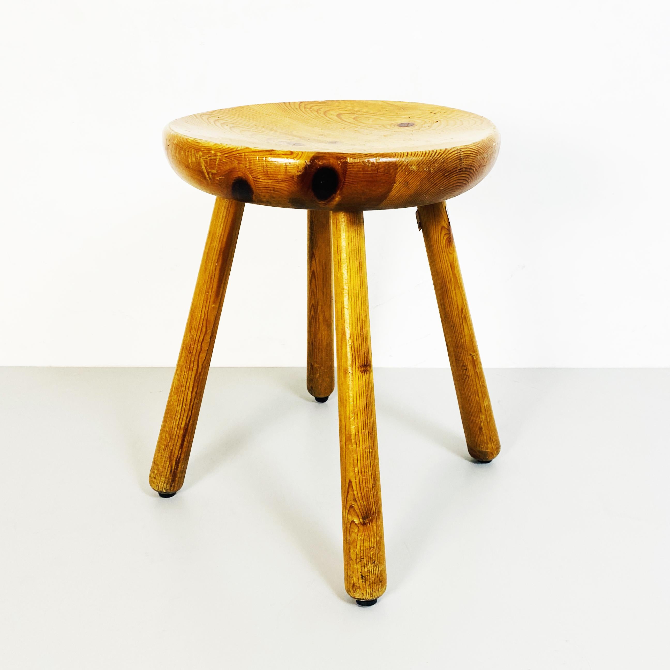 Italian mid-century Rustic wooden stool, 1960s
Rustic stool in wood with round seat and four legs with circular section.
1960s
Good conditions, signs of aging
Measures in cm 48 x 48 H.