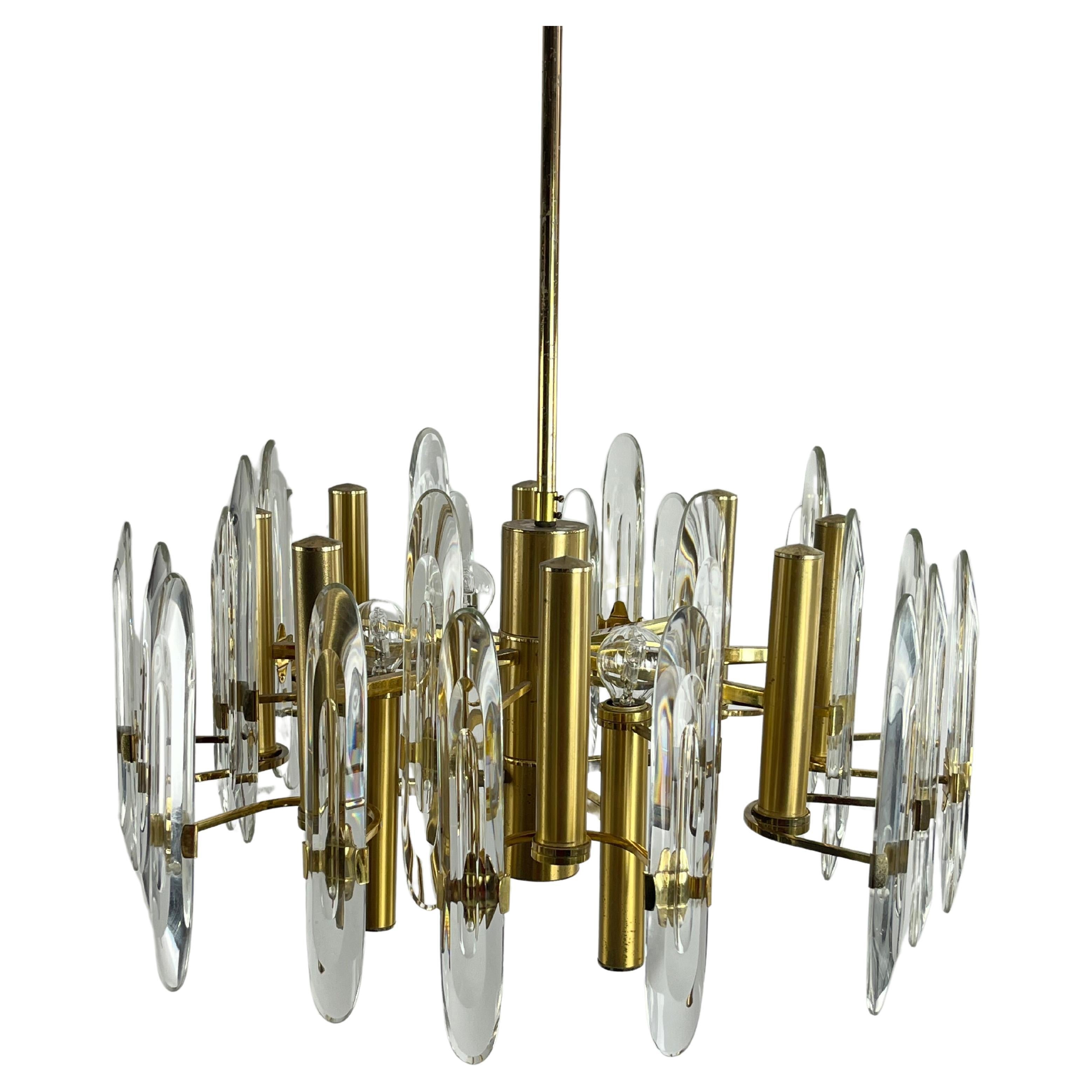 Lampadario italiano di metà secolo Sciolari a 12 luci in ottone e cristallo