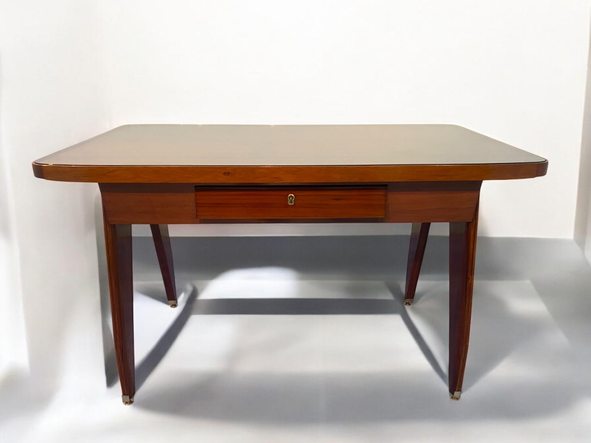 Tavolo da scrivania scultoreo italiano del Mid Century disegnato da Vittorio Dassi negli anni '50 in vendita 9