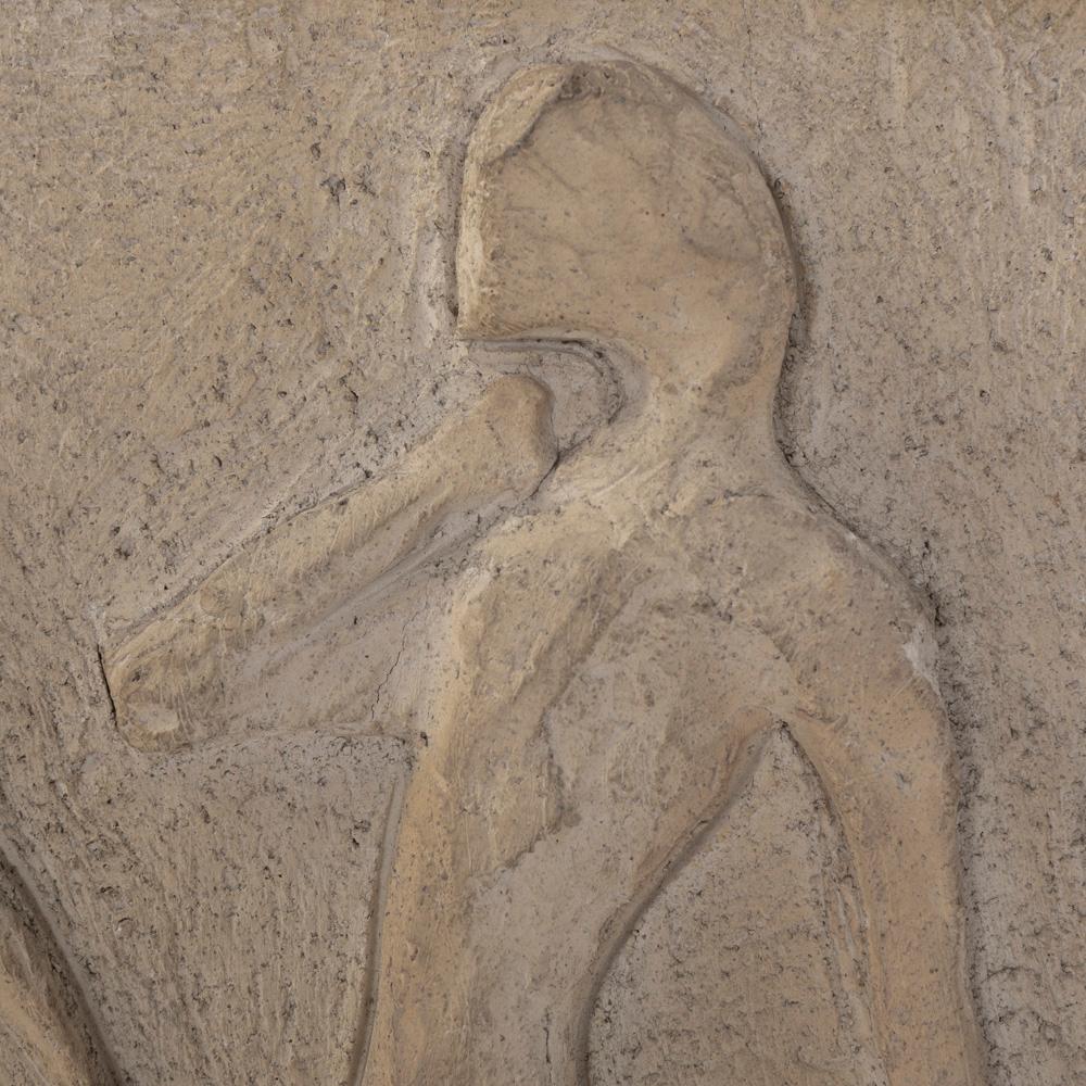Pannello da parete in pietra arenaria scultoreo-figurativo della metà del secolo firmato 1950 in vendita 5