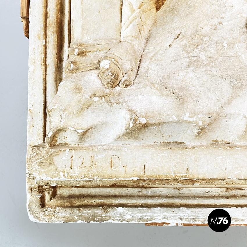 Italian Mid-Century Sculpture Bas Relief in Plaster with Biblical Scene, 1900s 4