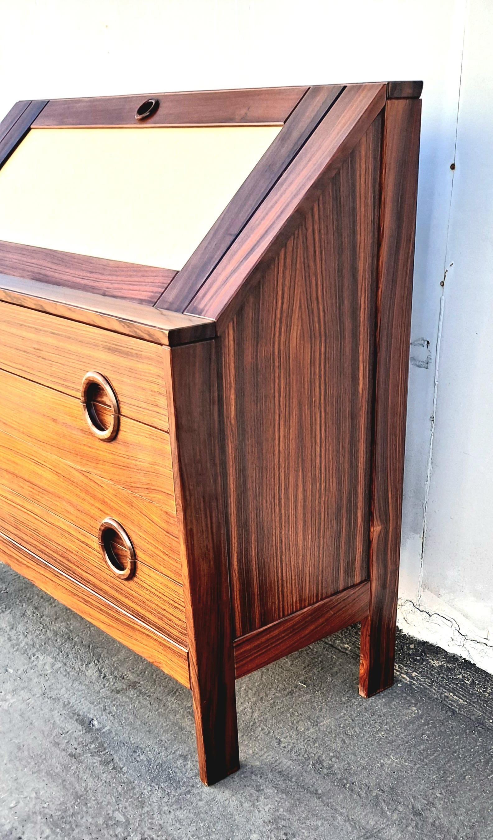 Italian Mid Century Secretary, Desk  For Sale 2