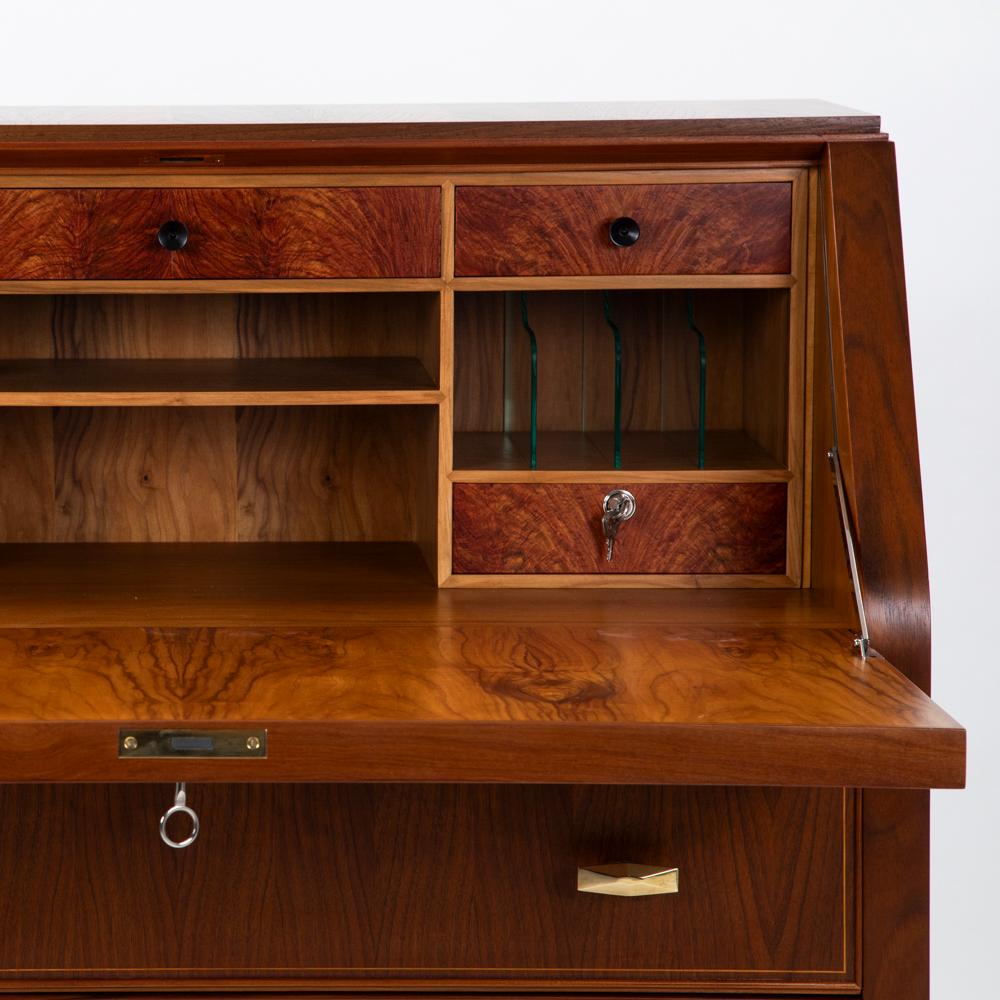 Italian Mid-Century Secretary Palisander Wood with Inlays by Paolo Buffa 1940s For Sale 1