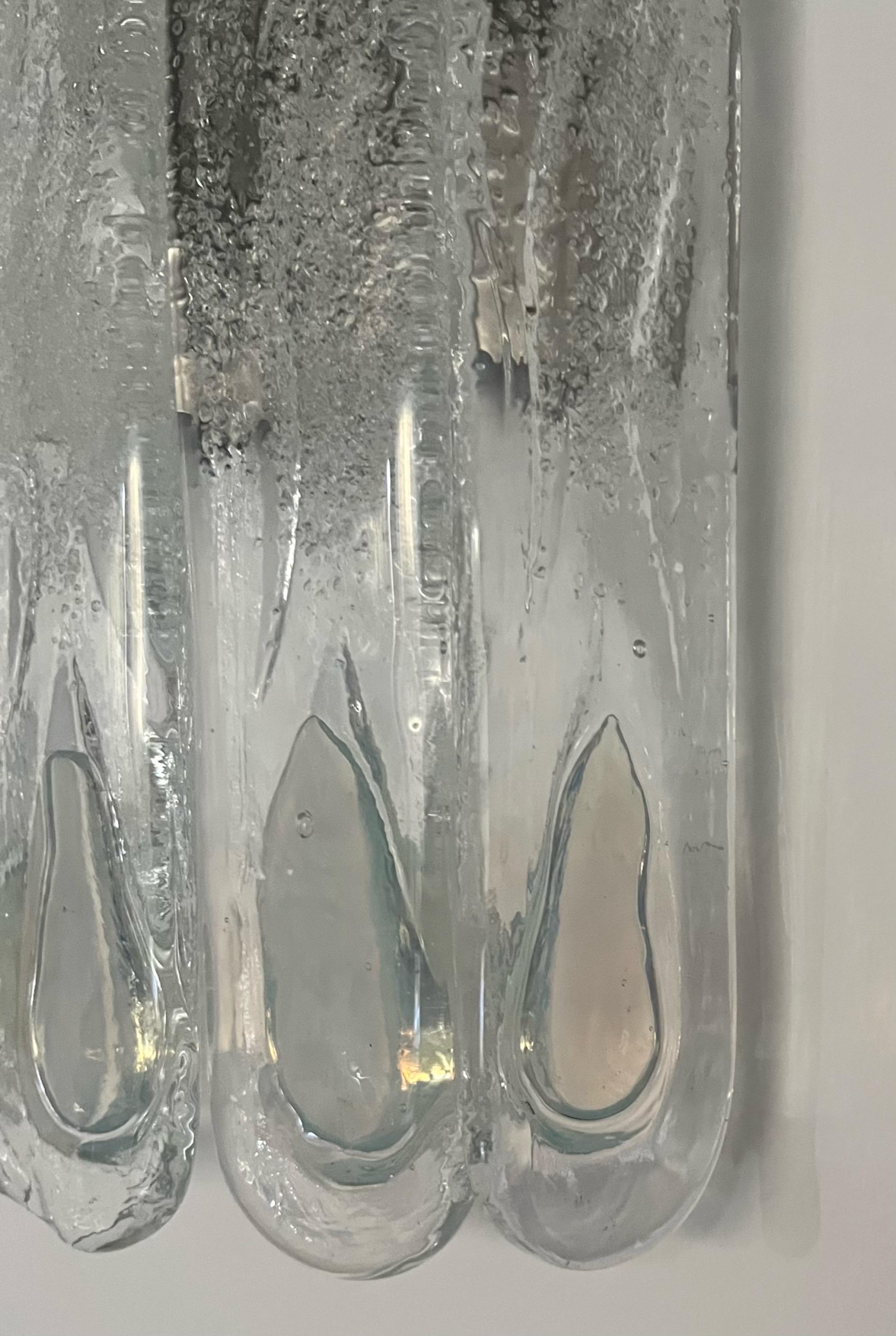 Mid-Century moderno Set di quattro lampade da parete di Murano iridescenti di Mazzega Murano, anni '70 in vendita