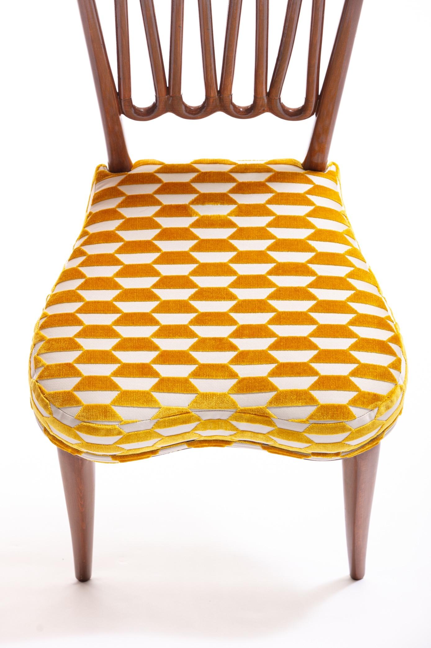Italian Midcentury Side Chair after Gio Ponti with Gold and Ivory Cut Velvet In Good Condition In Saint Louis, MO
