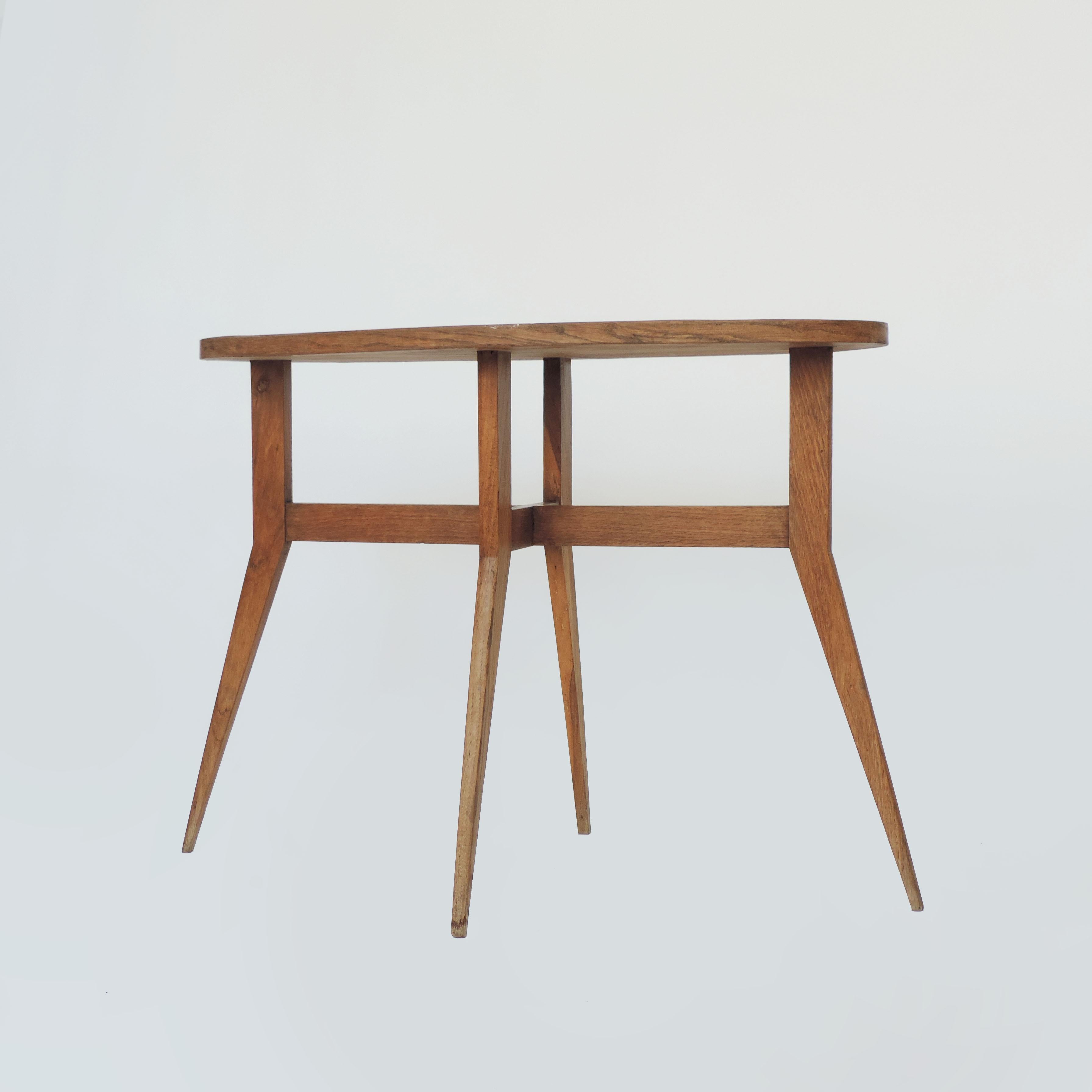 Mid-20th Century Italian Midcentury Side Table Attributed to Gio Ponti
