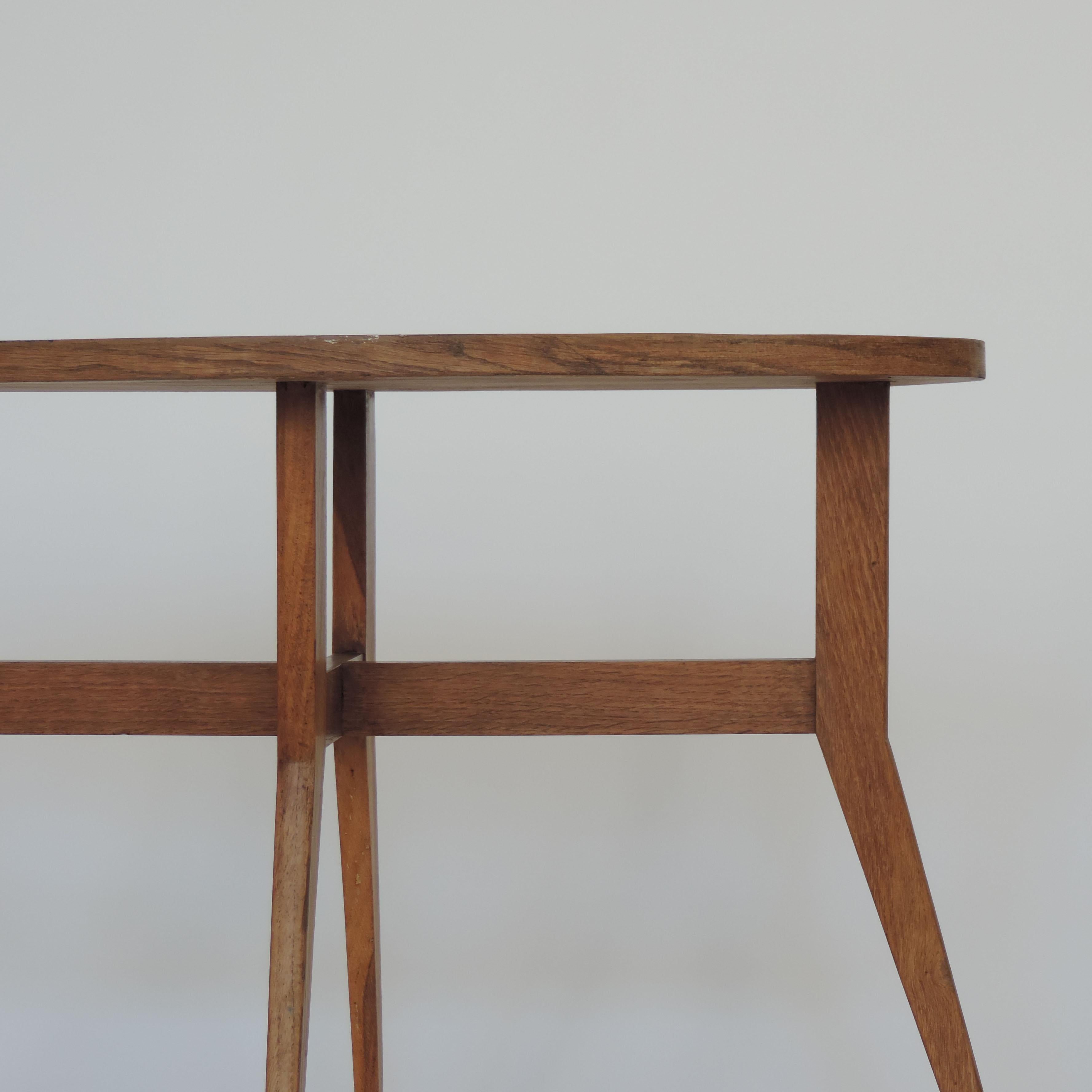 Italian Midcentury Side Table Attributed to Gio Ponti 2