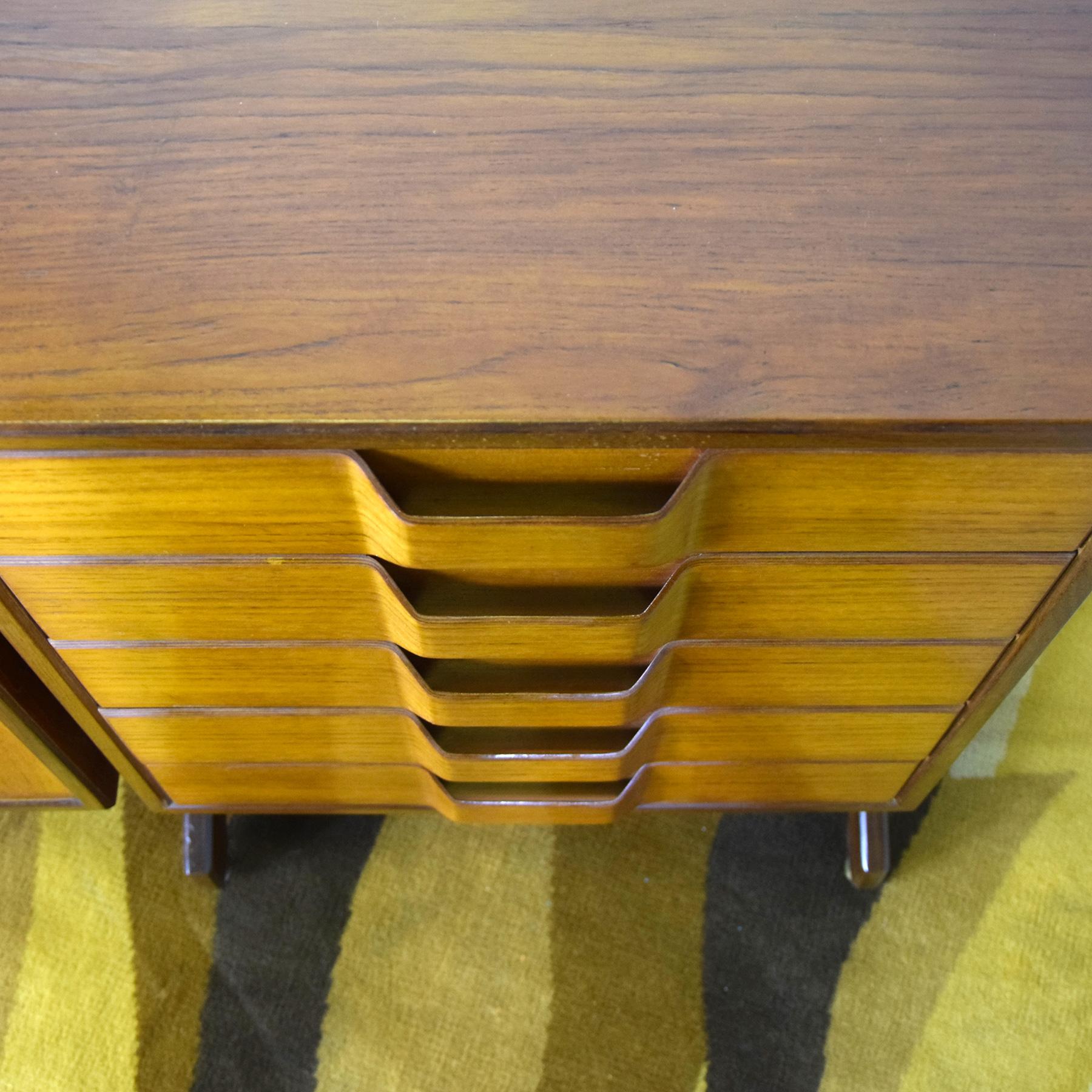 Italian mid century sideboard 60s G.Frattini style in vendita 4