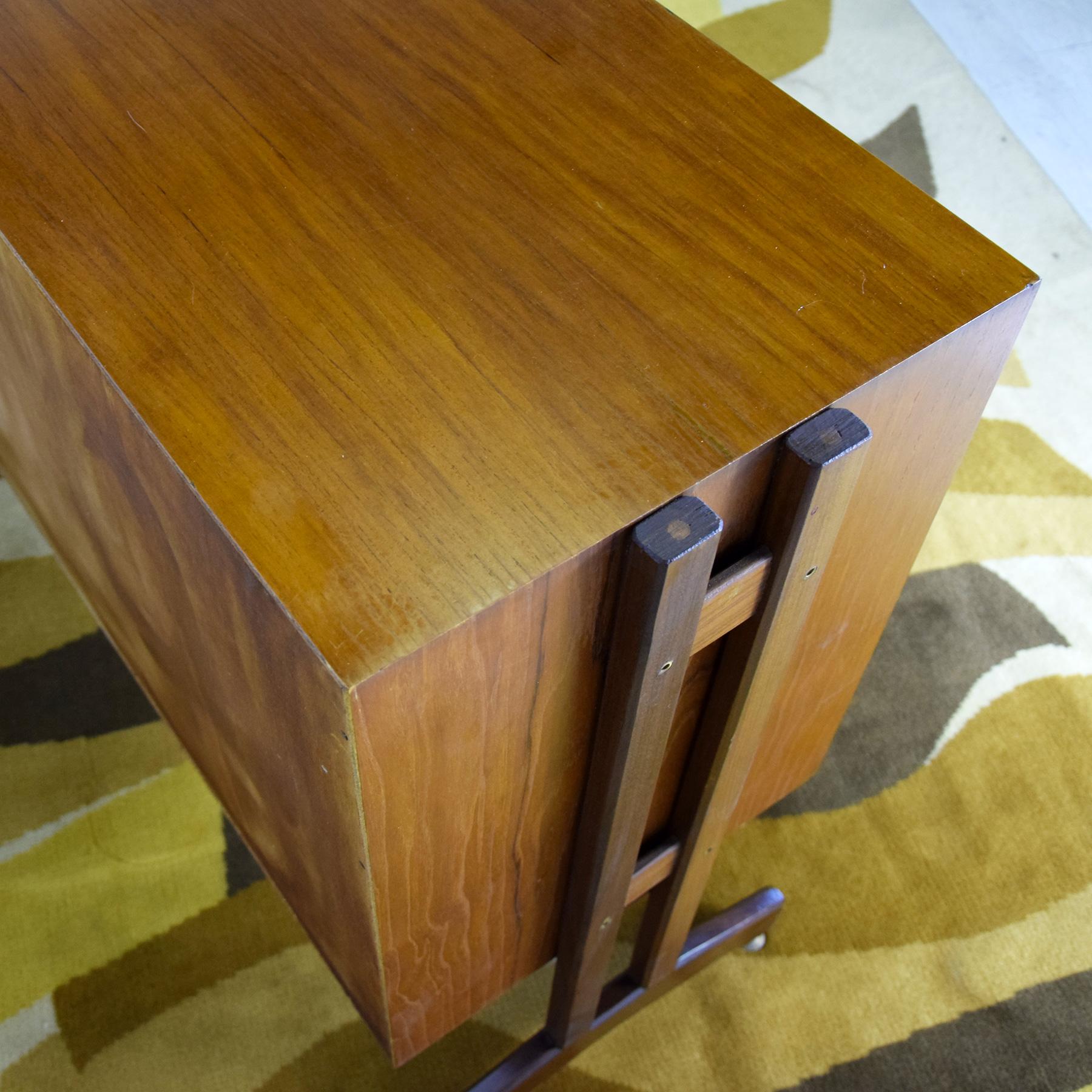 Italian mid century sideboard 60s G.Frattini style in vendita 3