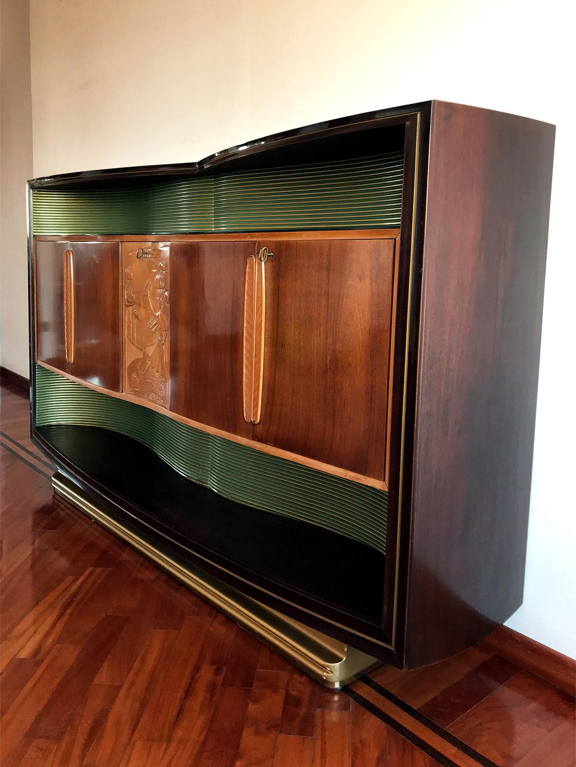 Maple Italian Mid-Century Sideboard Art Déco style by Vittorio Dassi, 1950s