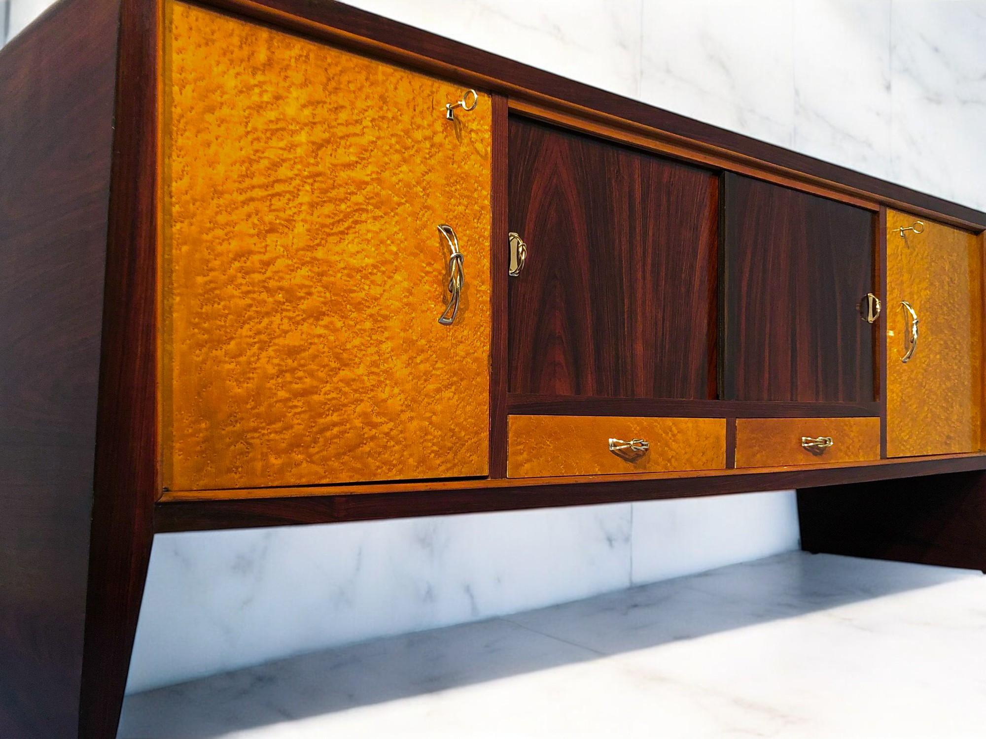Italian Mid-Century  Sideboard Attributed to Guglielmo Ulrich, 1950s For Sale 4