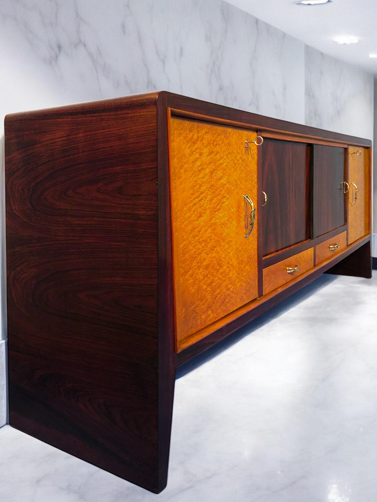 Italian Mid-Century  Sideboard Attributed to Guglielmo Ulrich, 1950s For Sale 5