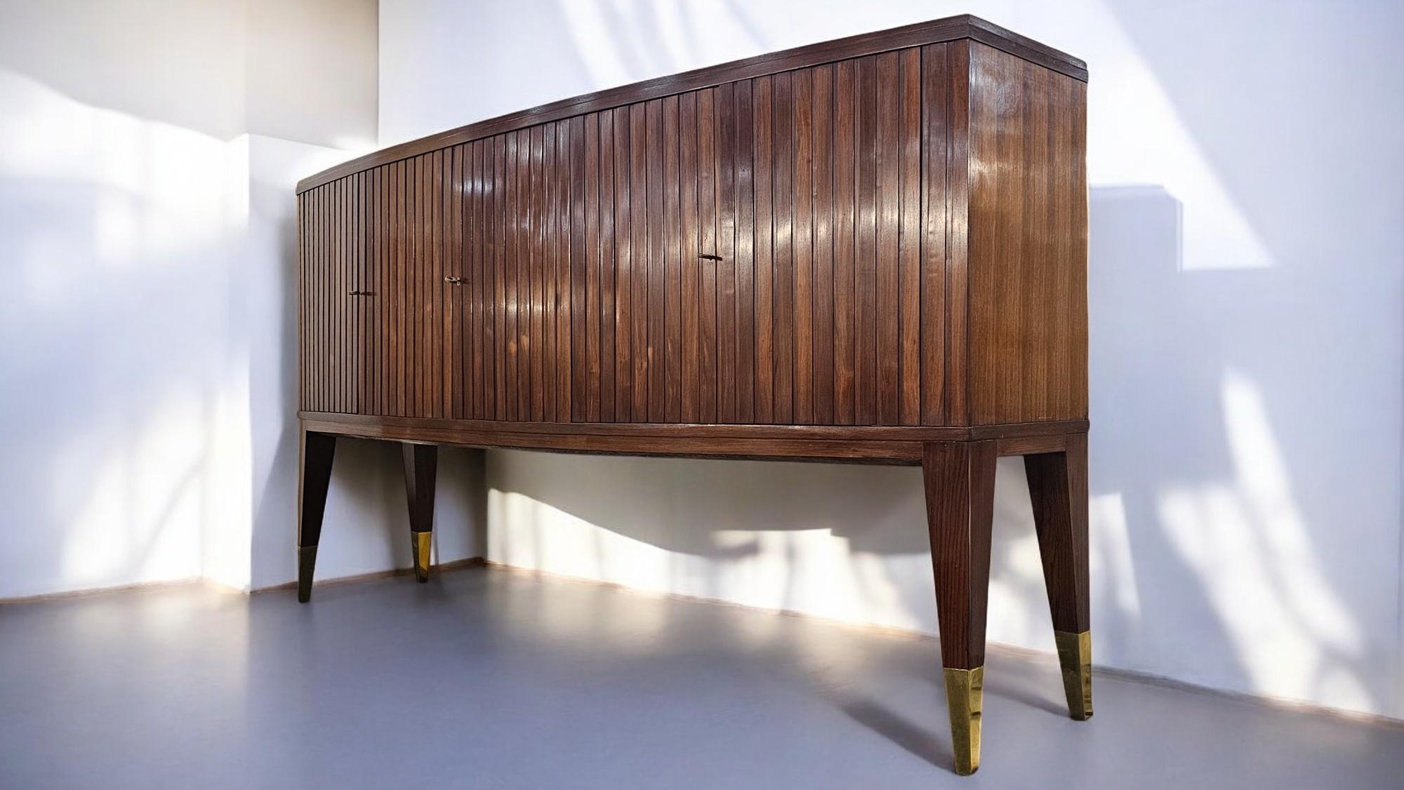 Mid-20th Century Italian Mid Century Sideboard attributed to Paolo Buffa, 1950s For Sale
