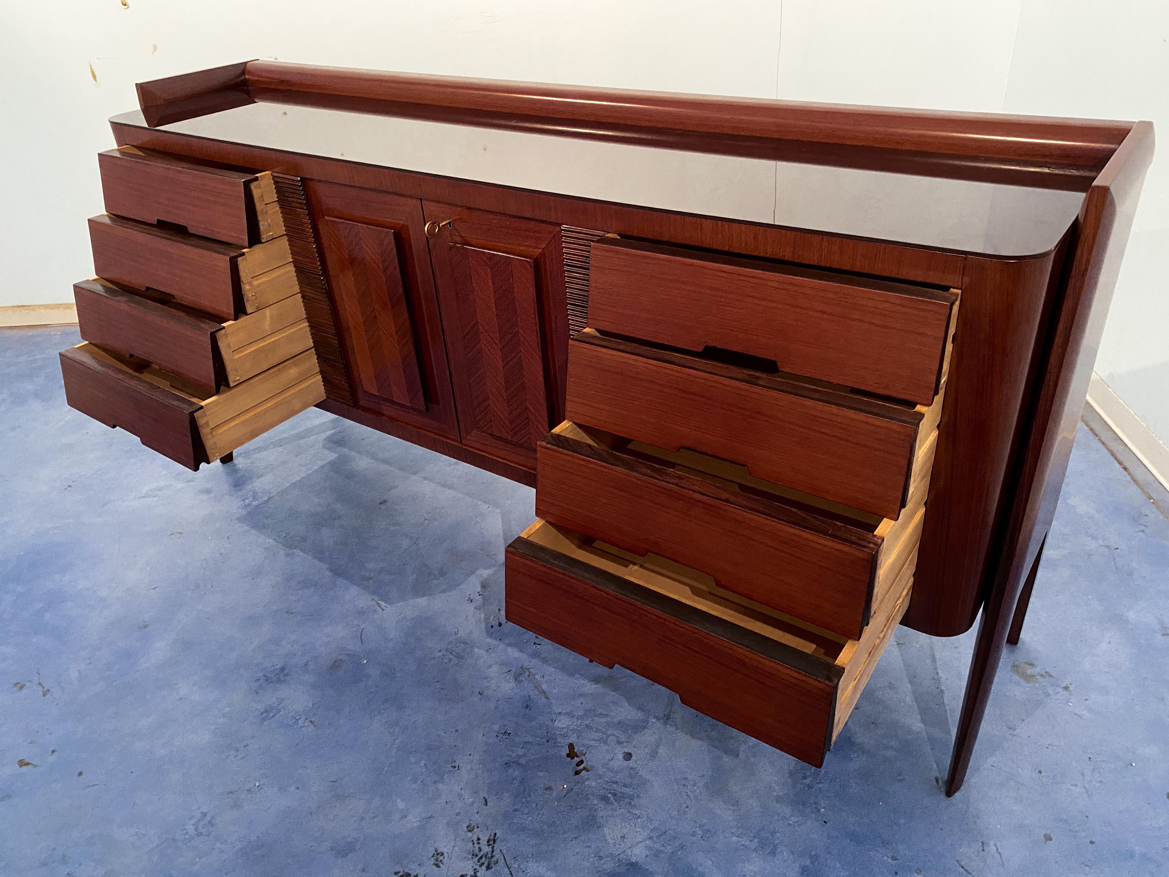 Italian Midcentury Sideboard Bar by Vittorio Dassi, 1950s For Sale 5