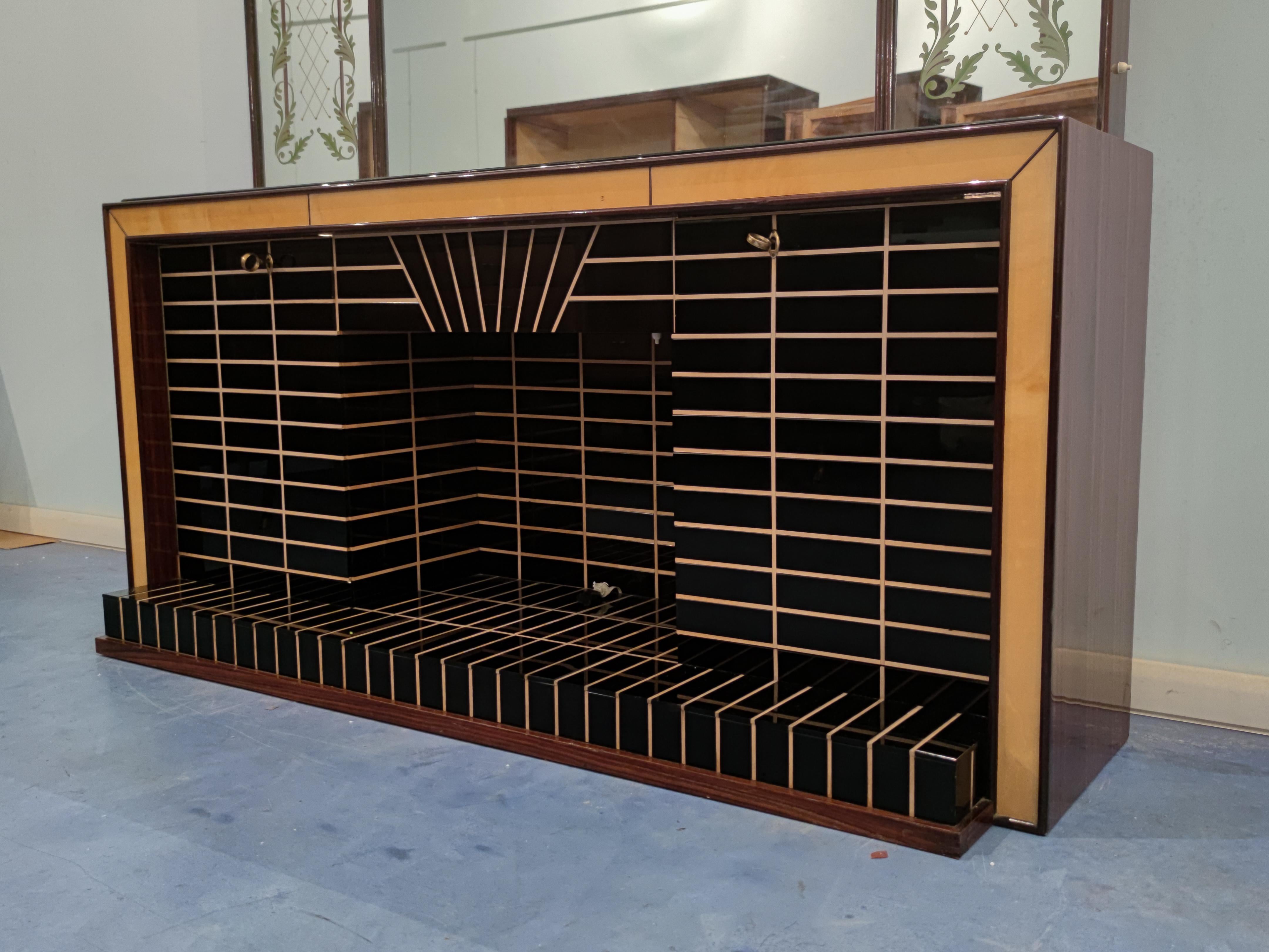 Mid-20th Century Italian Mid-Century Sideboard Cabinet Bar with Mirror by Luigi Brusotti, 1940s For Sale