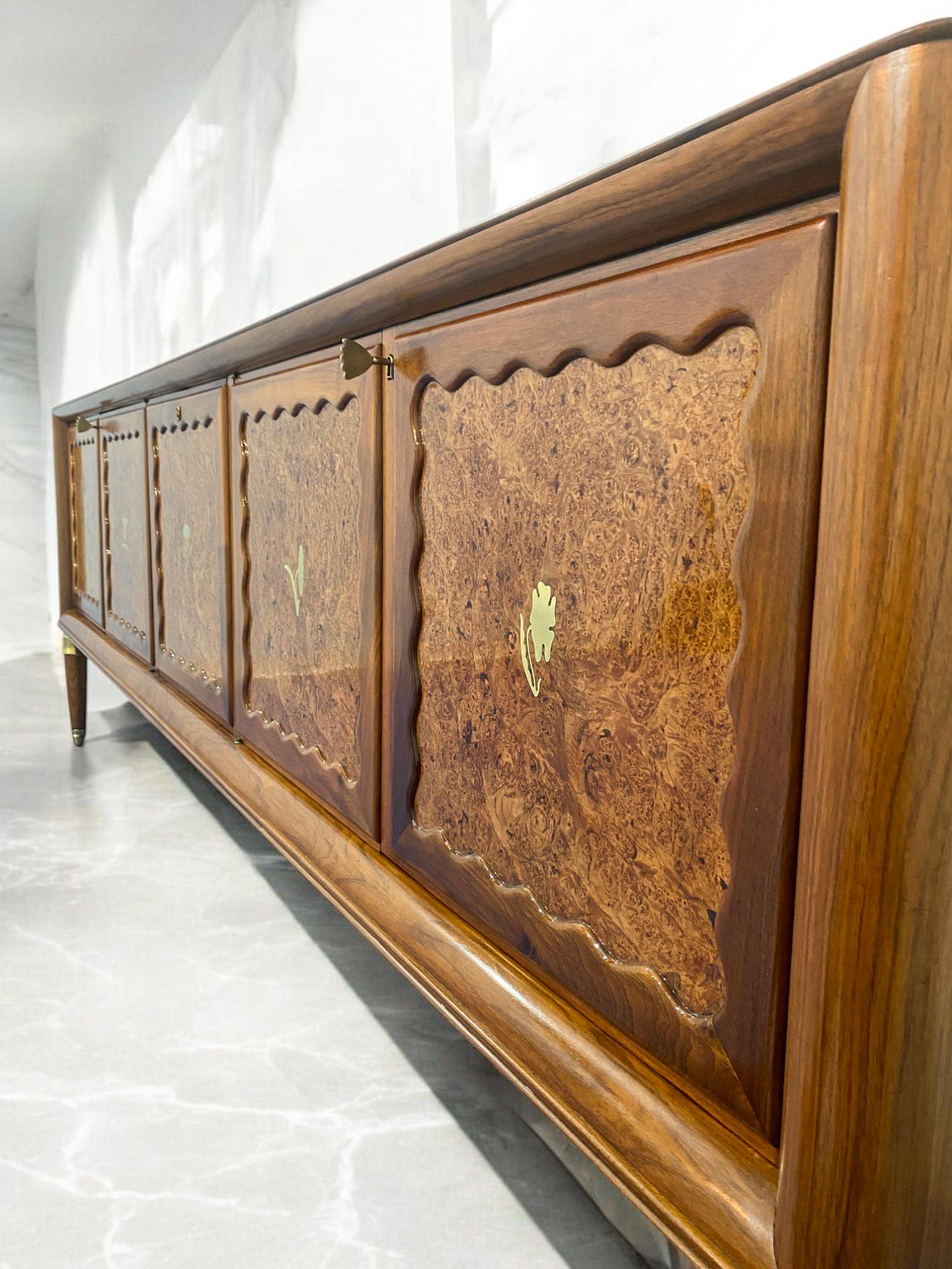 Buffet italien du milieu du siècle, designé par Paolo Buffa, années 1950 en vente 5