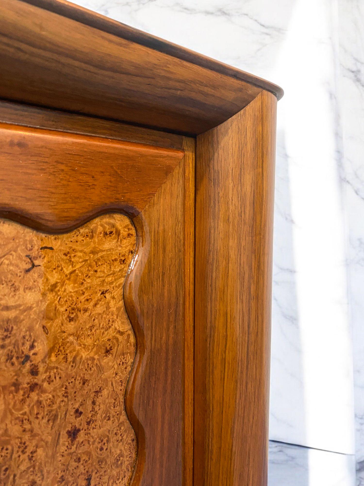 Buffet italien du milieu du siècle, designé par Paolo Buffa, années 1950 en vente 9