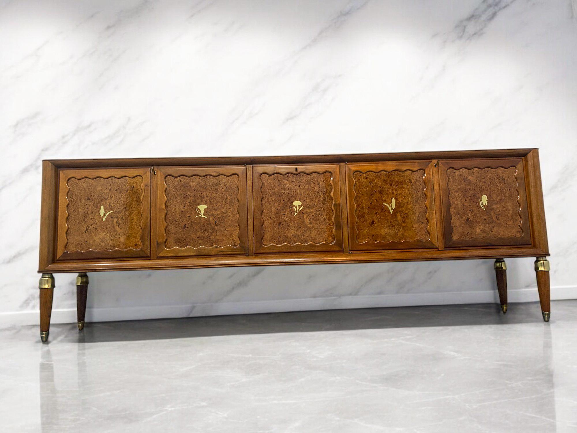 Buffet italien du milieu du siècle, designé par Paolo Buffa, années 1950 en vente 2