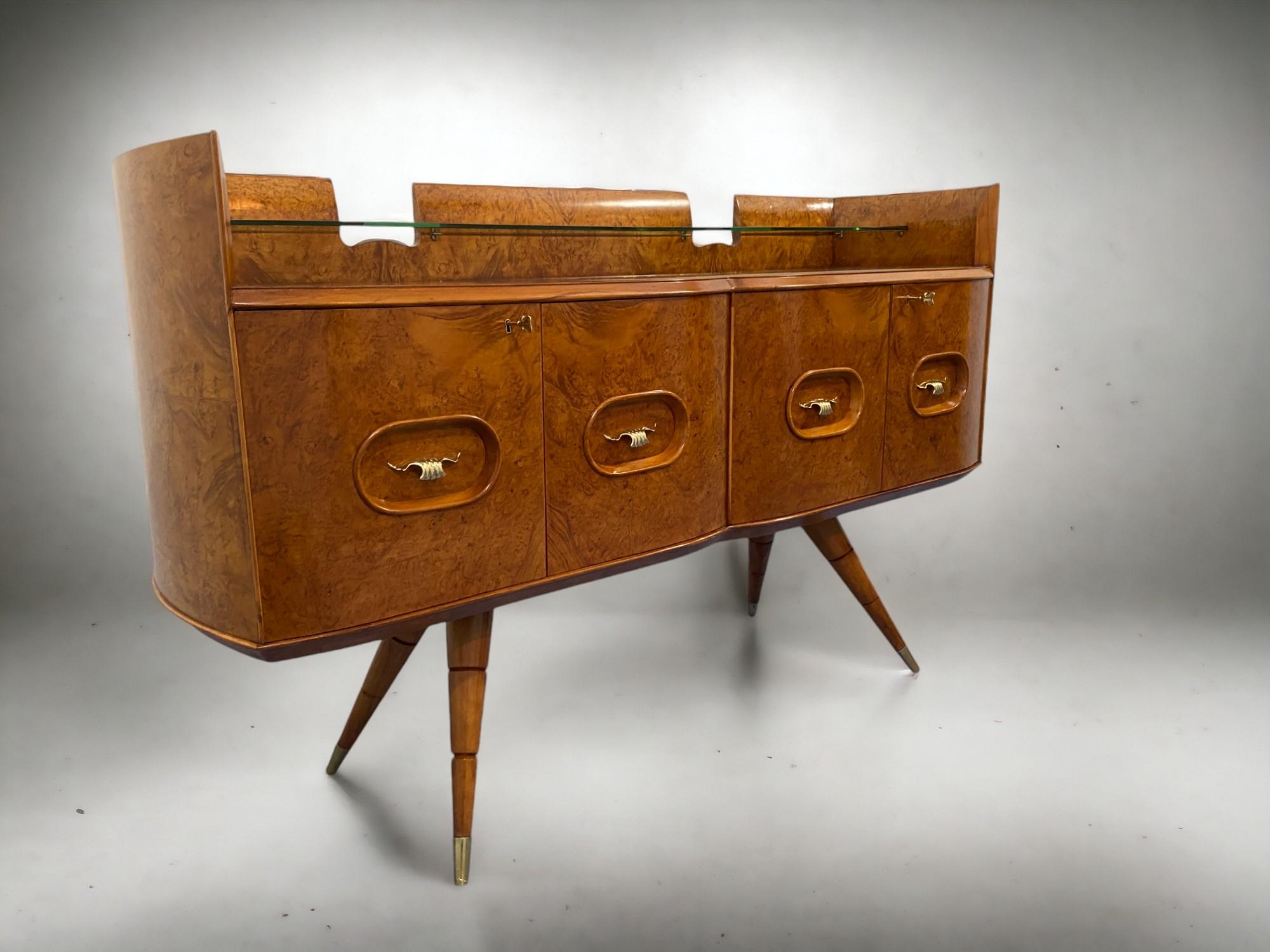 Italian Mid Century Sideboard Honey Color in Birch Wood, 1950s For Sale 2