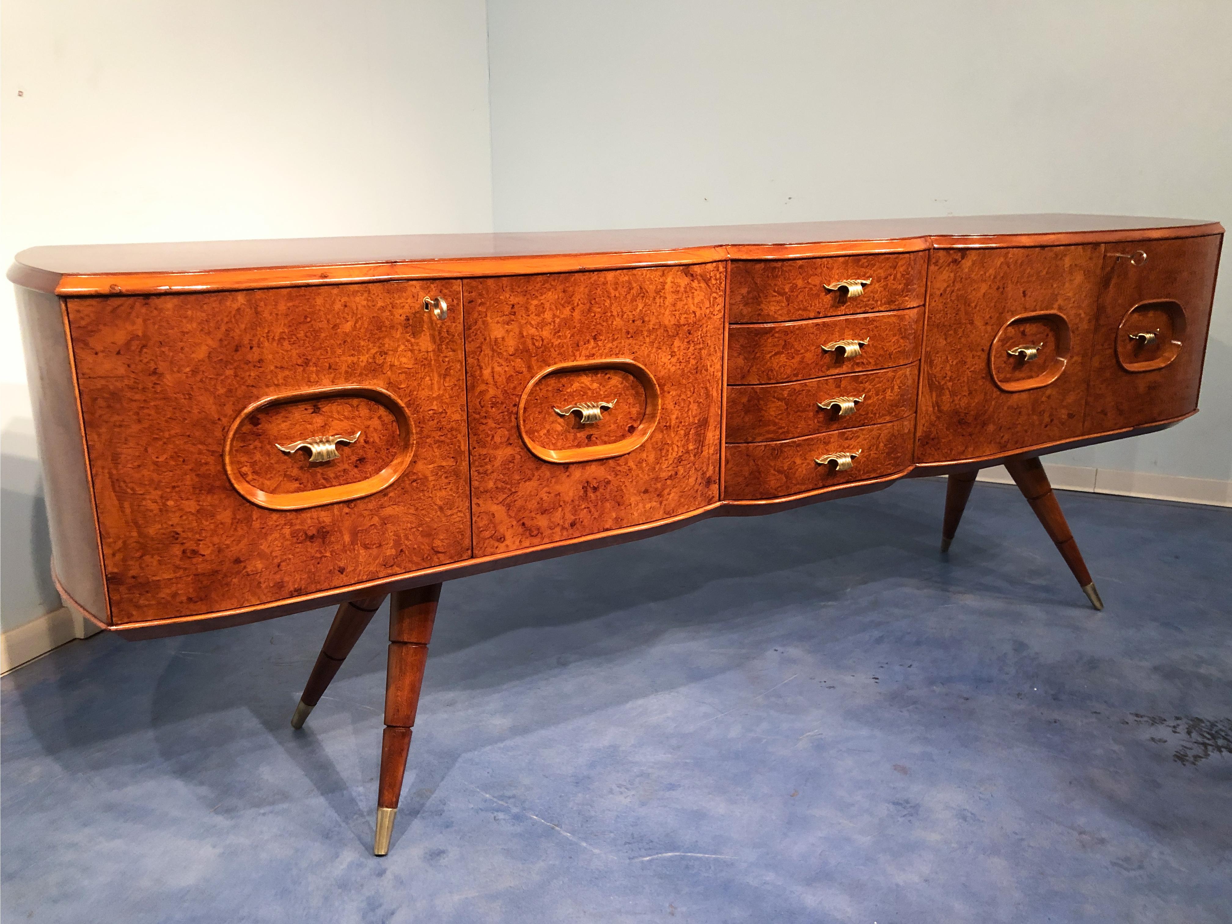 Italian Mid-Century Sideboard Honey Color in Birch Wood, 1950s For Sale 8