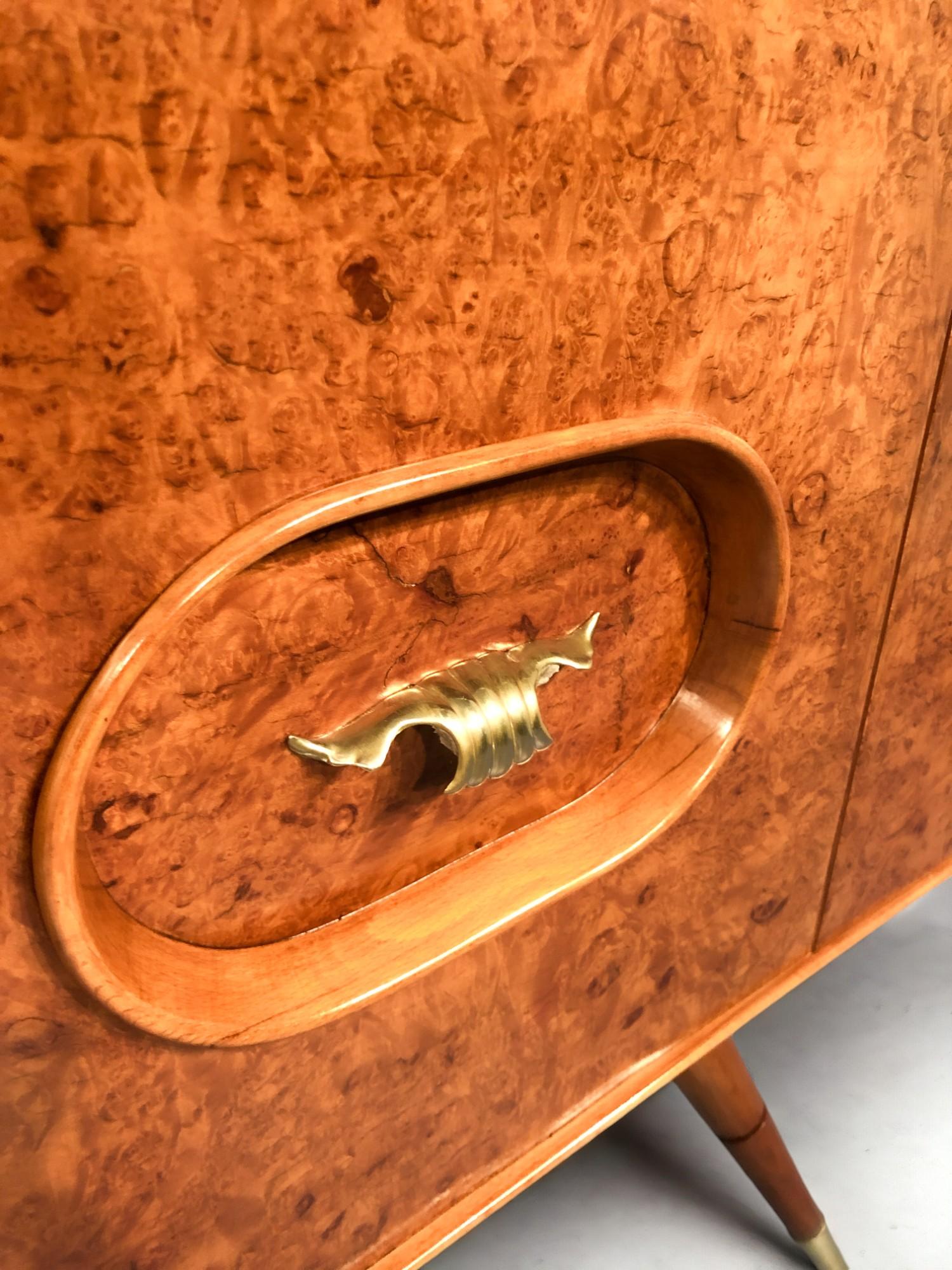 Credenza italiana di metà secolo Colore Miele in Wood Wood, anni '50 in vendita 8