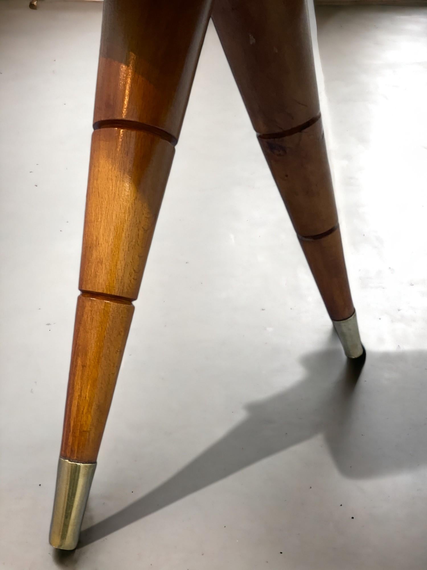 Italian Mid Century Sideboard Honey Color in Birch Wood, 1950s For Sale 5