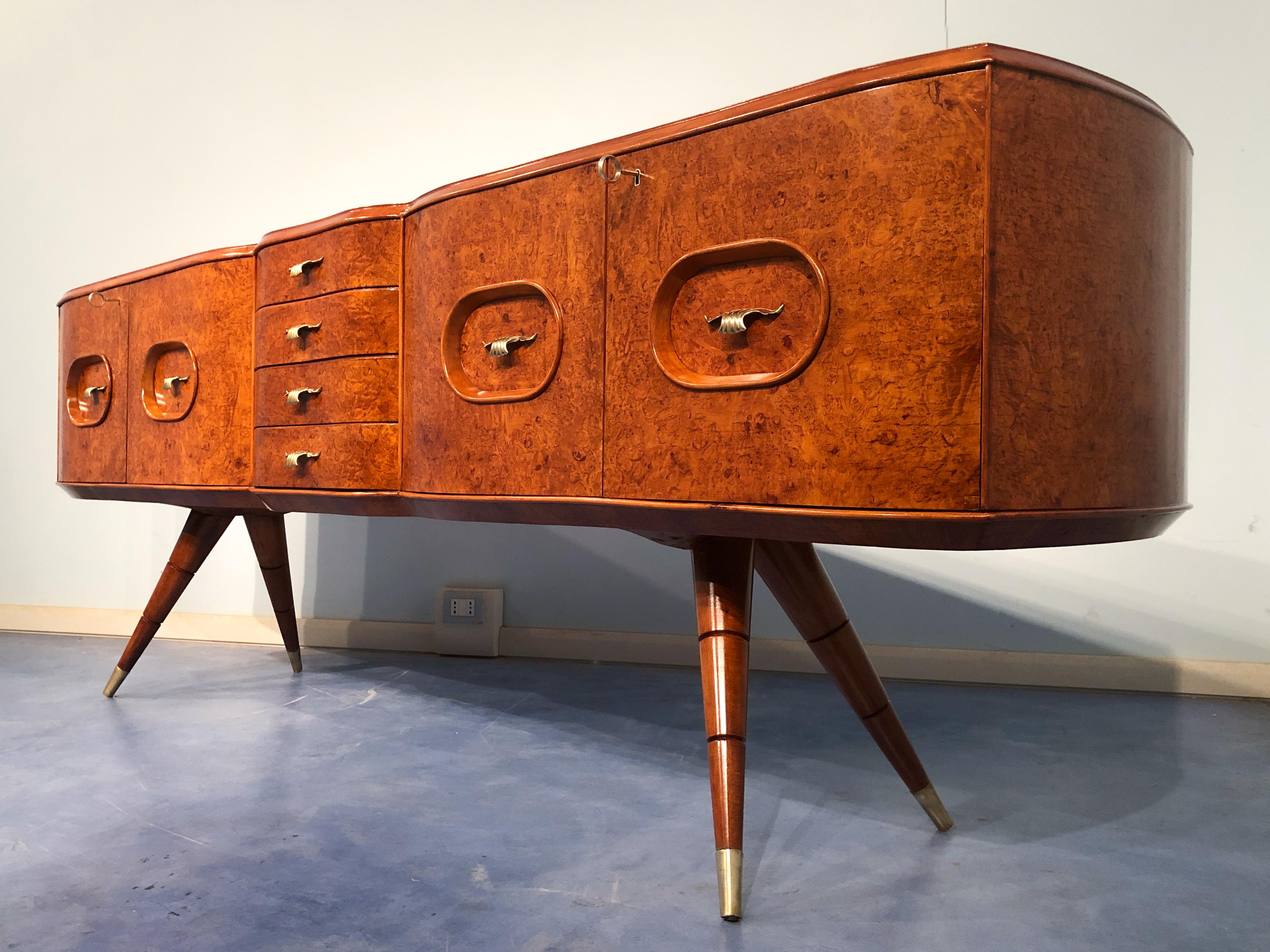 Italian Mid-Century Sideboard Honey Color in Birch Wood, 1950s For Sale 10