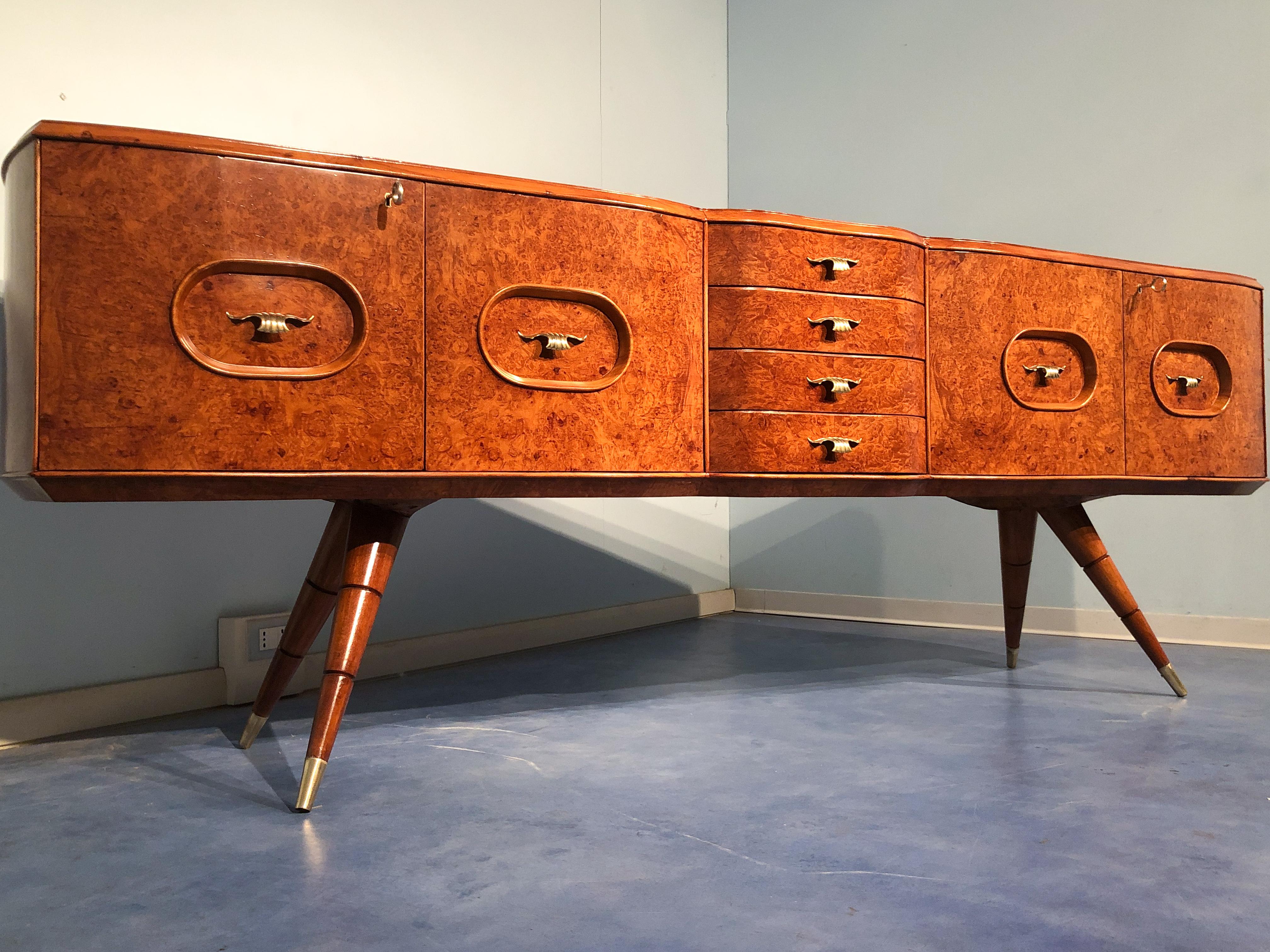 Italian Mid-Century Sideboard Honey Color in Birch Wood, 1950s For Sale 11