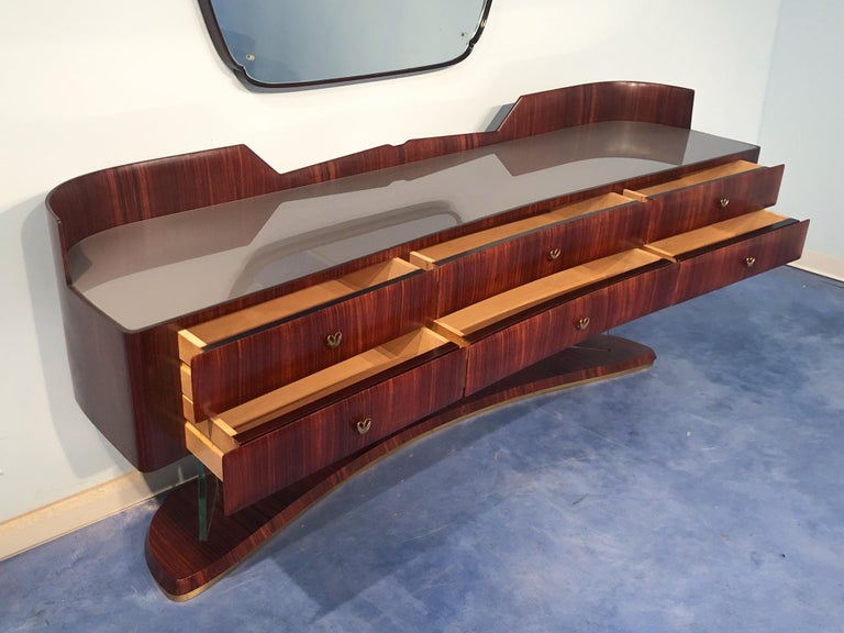Italian Mid-Century Sideboard in Rosewood, with Mirror by Vittorio Dassi, 1950s For Sale 4