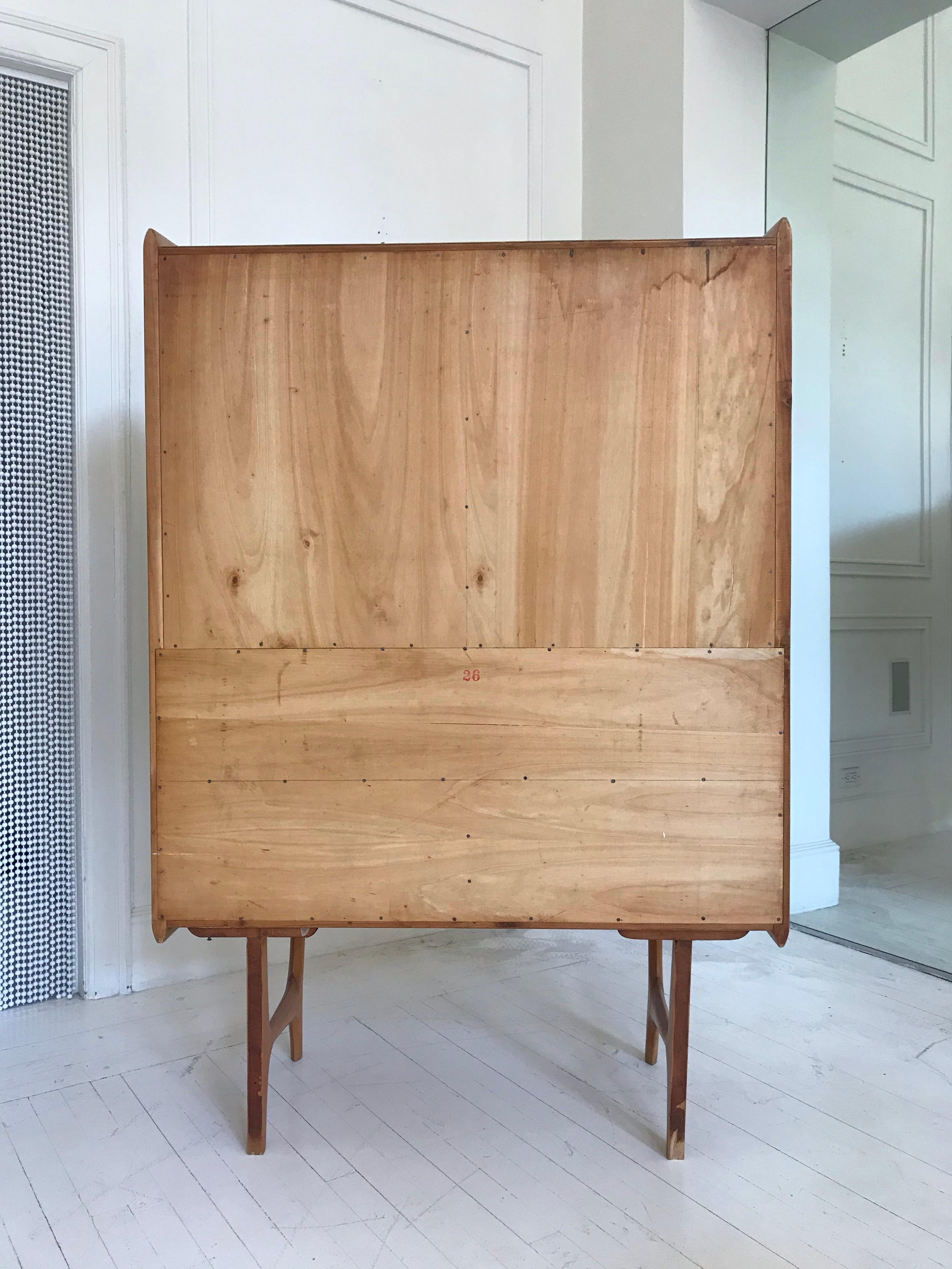 Italian Mid-Century Sideboard in style of Ico Parisi  For Sale 2
