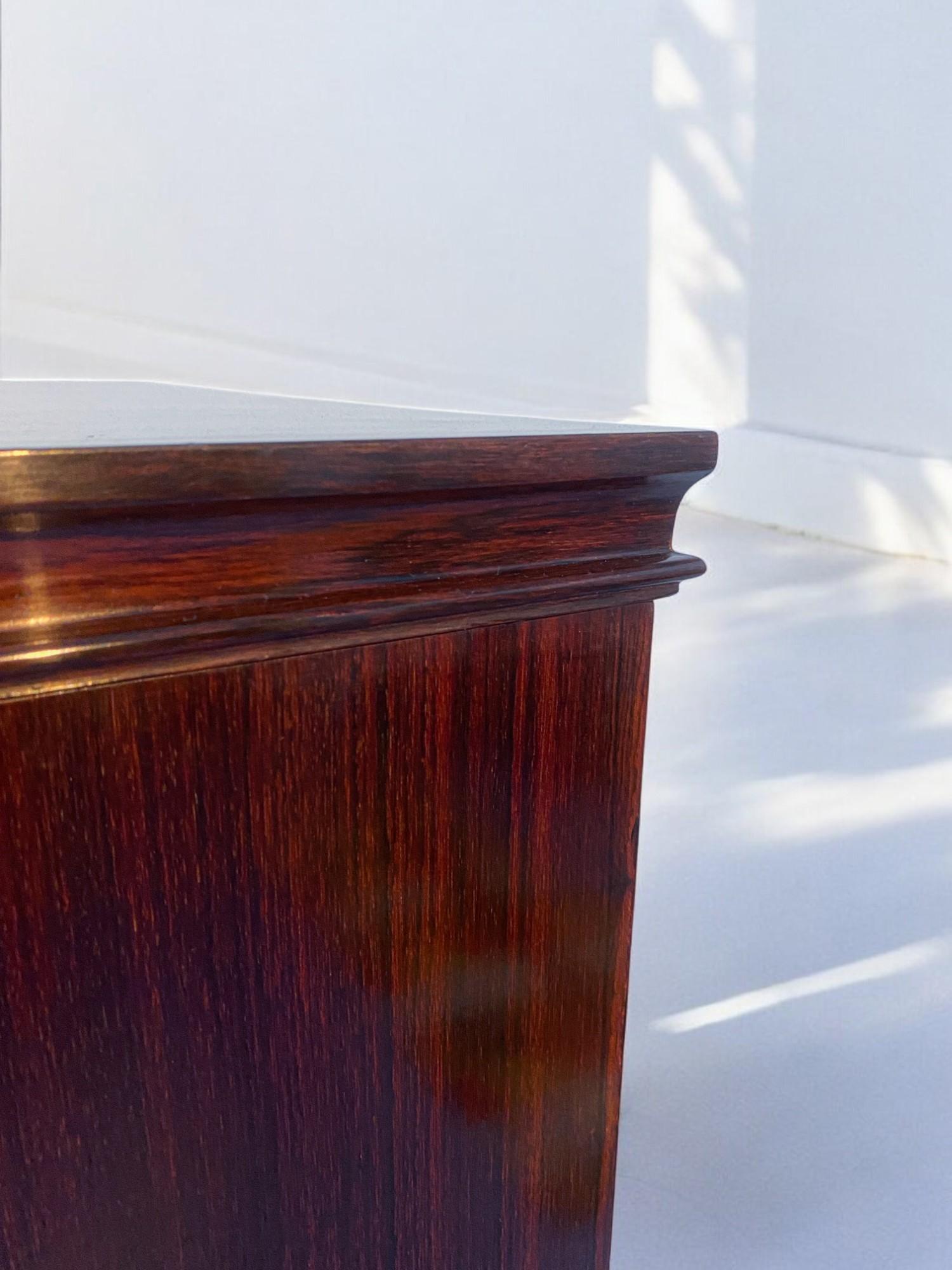 Aparador o mueble bar italiano de mediados de siglo de Paolo Buffa, años 50 en venta 2