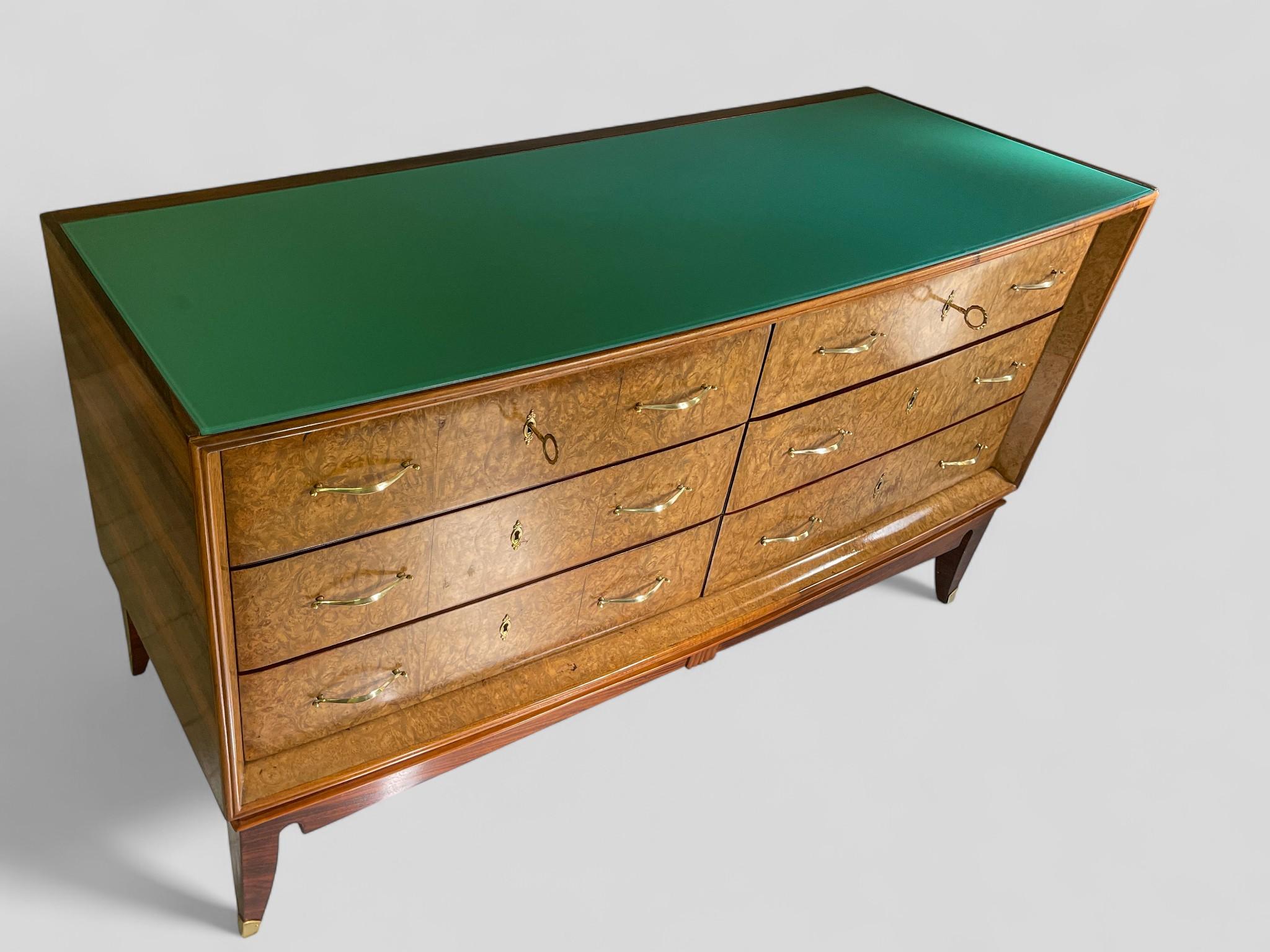 Italian Mid-Century Sideboard or Chest of Drawers in  Maple Root, 1950s In Good Condition For Sale In Traversetolo, IT