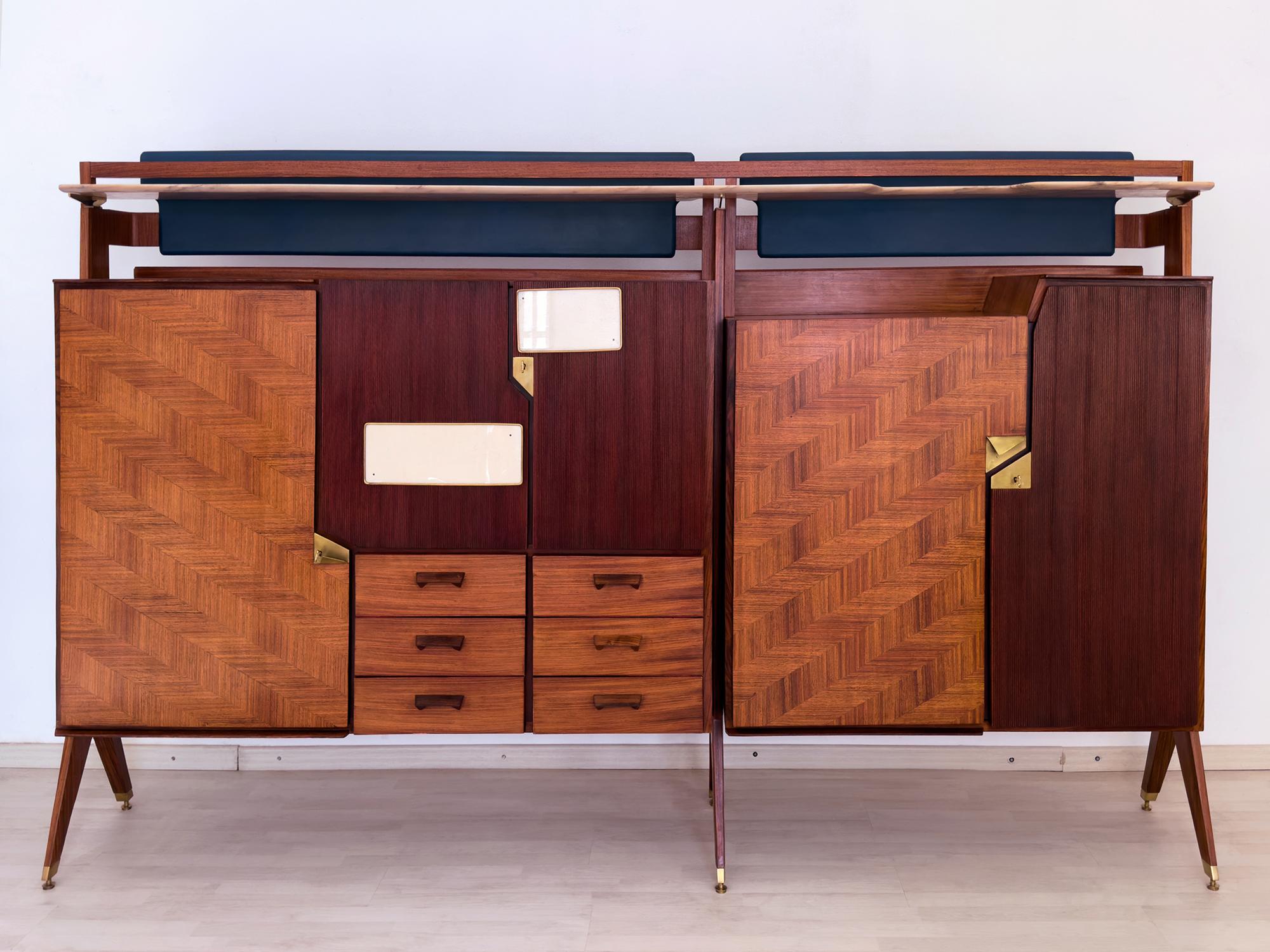 Italian Midcentury Sideboard or Bar Cabinet by La Permanente Mobili Cantù, 1950s For Sale 1
