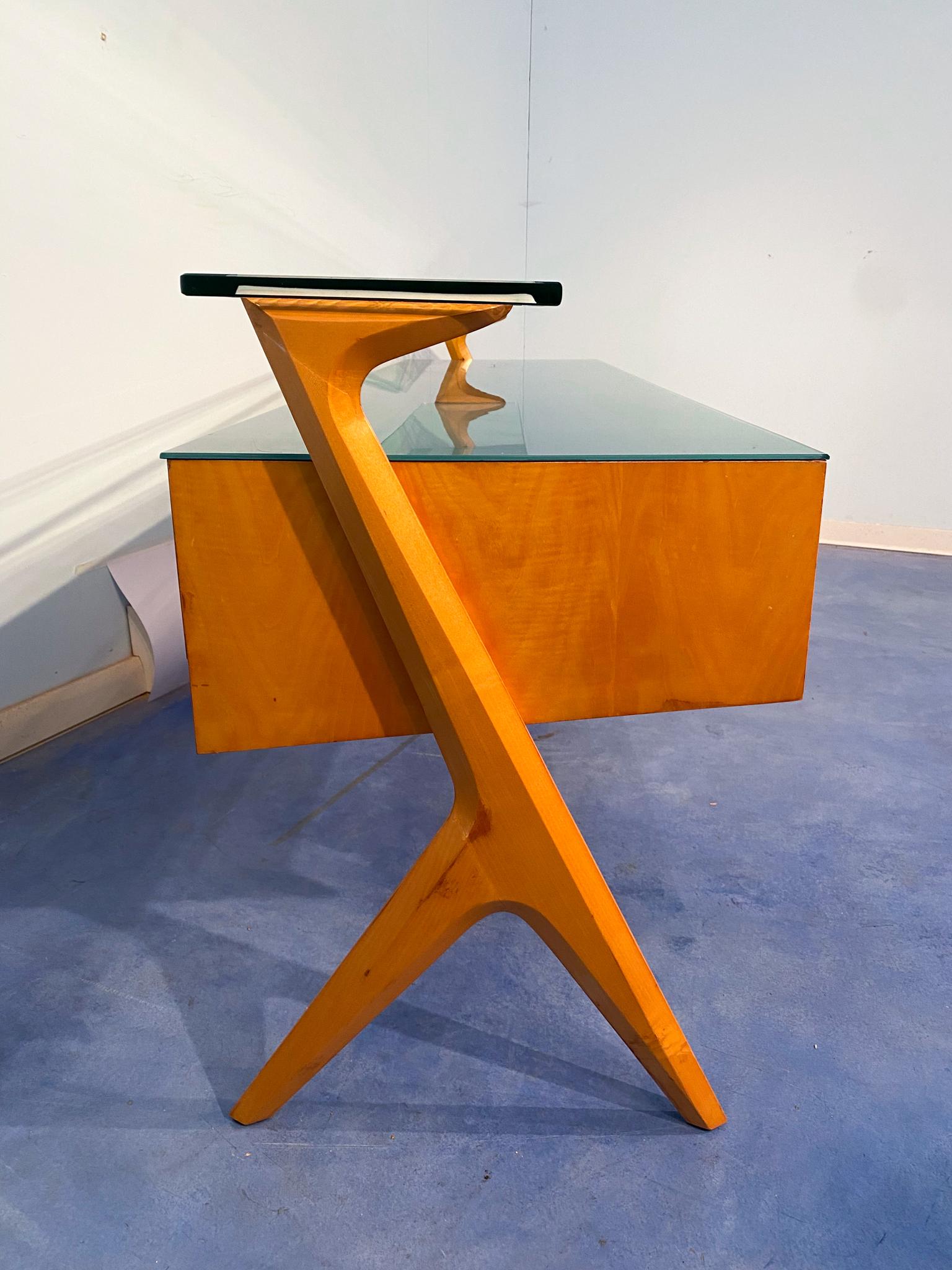 Italian Mid-Century Sideboard or Vanity Dresser by Vittorio Dassi 1950s For Sale 10