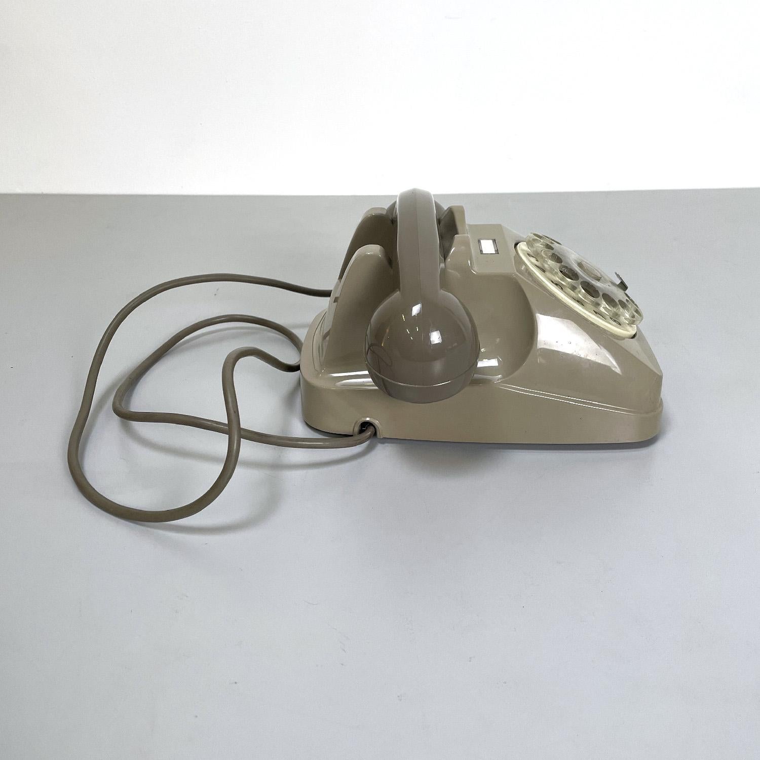 Italian mid-century Siemens Sip telephone with handset holder music box, 1960s In Fair Condition For Sale In MIlano, IT
