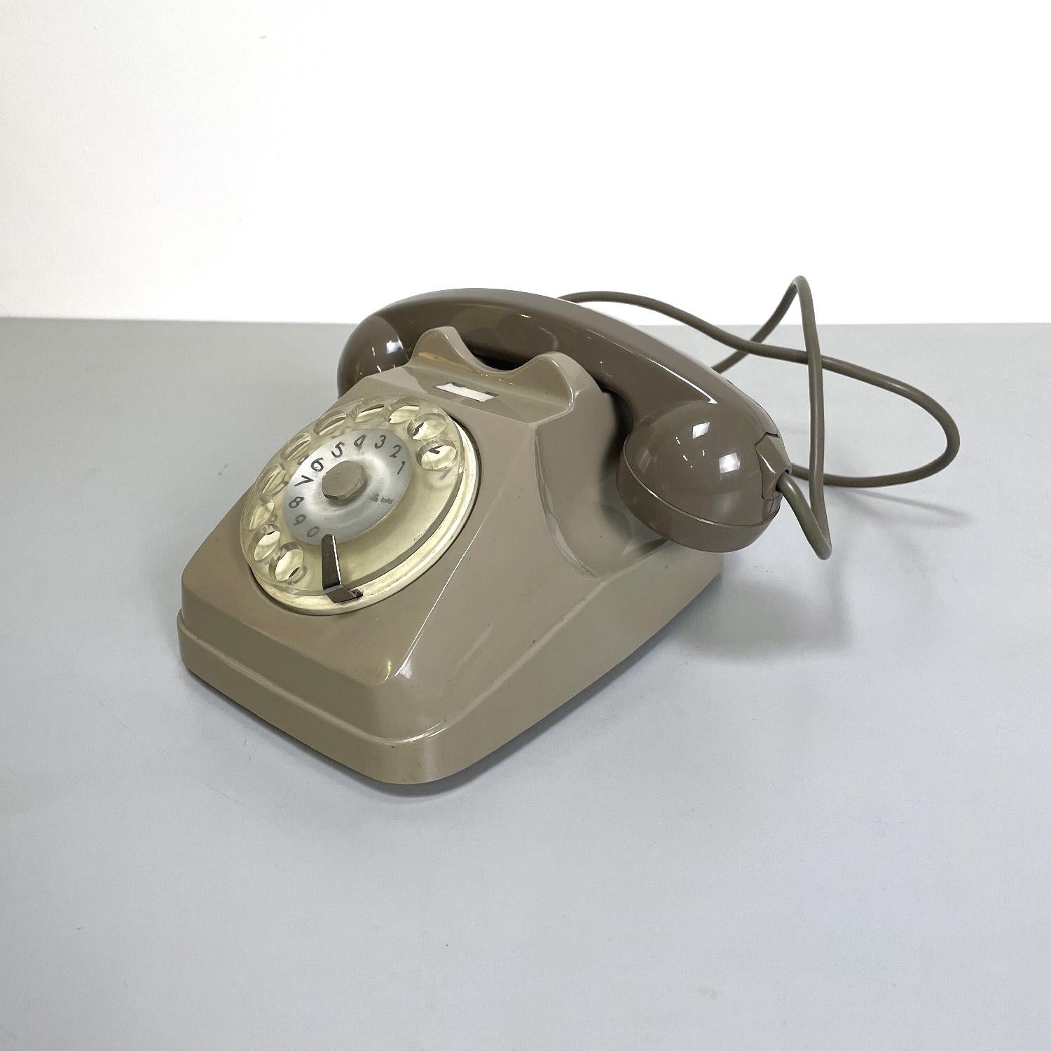 Italian mid-century Siemens Sip telephone with handset holder music box, 1960s For Sale 1
