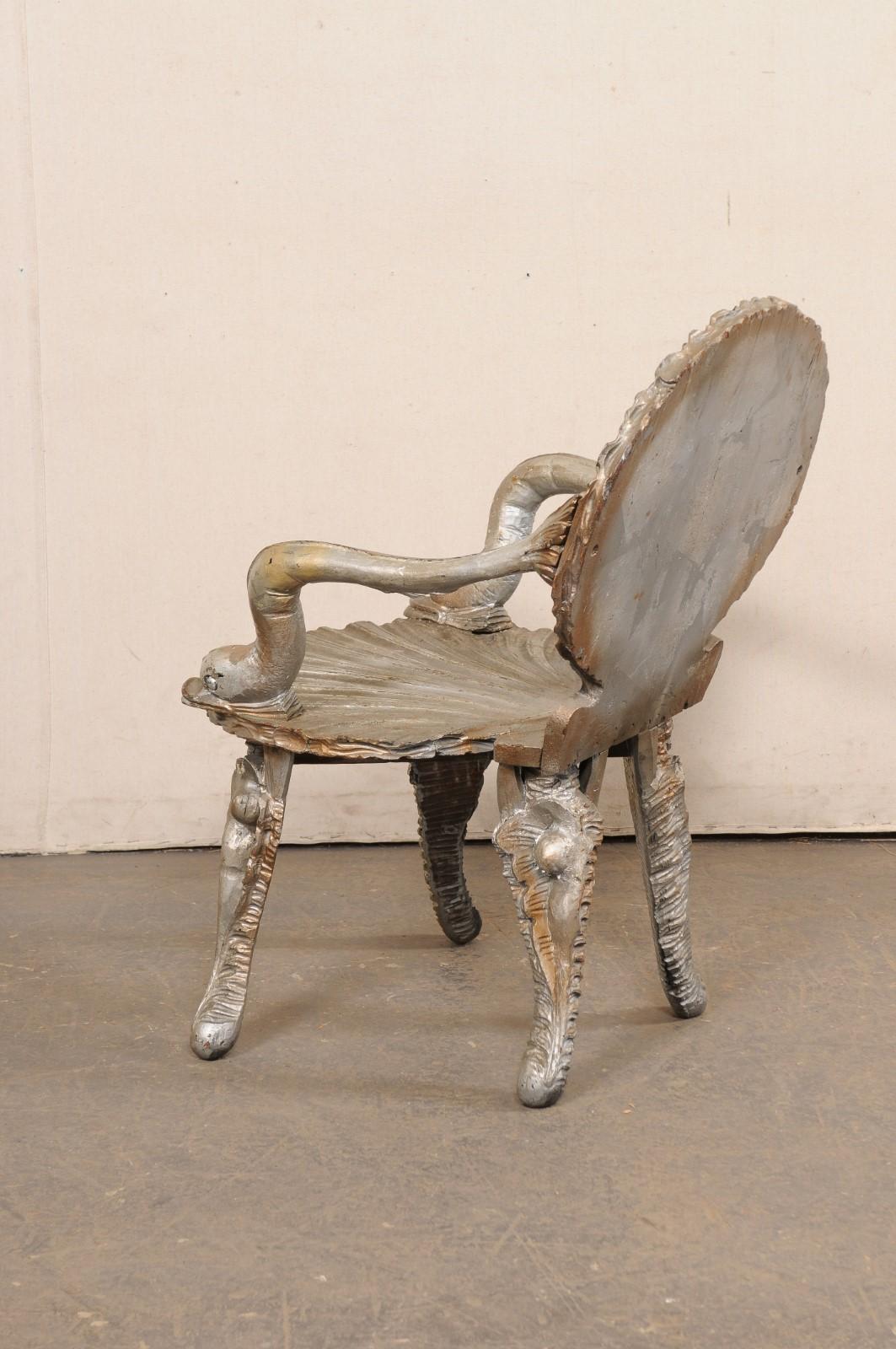 Italian Mid-Century Silver Clam-Shell Grotto Chair For Sale 3