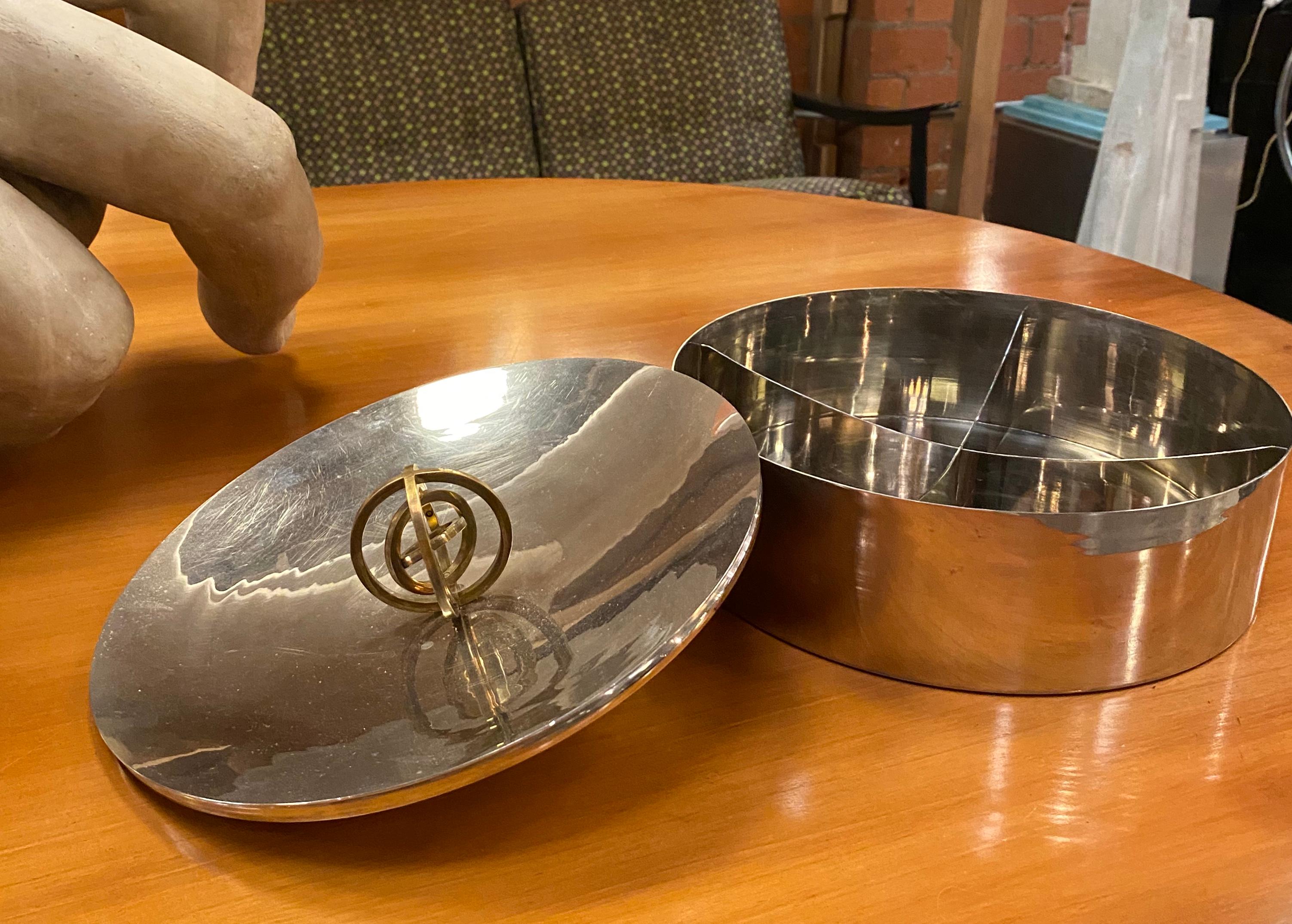 Italienische Silber-Keksdose aus der Jahrhundertmitte, 1960er Jahre im Zustand „Gut“ im Angebot in Los Angeles, CA