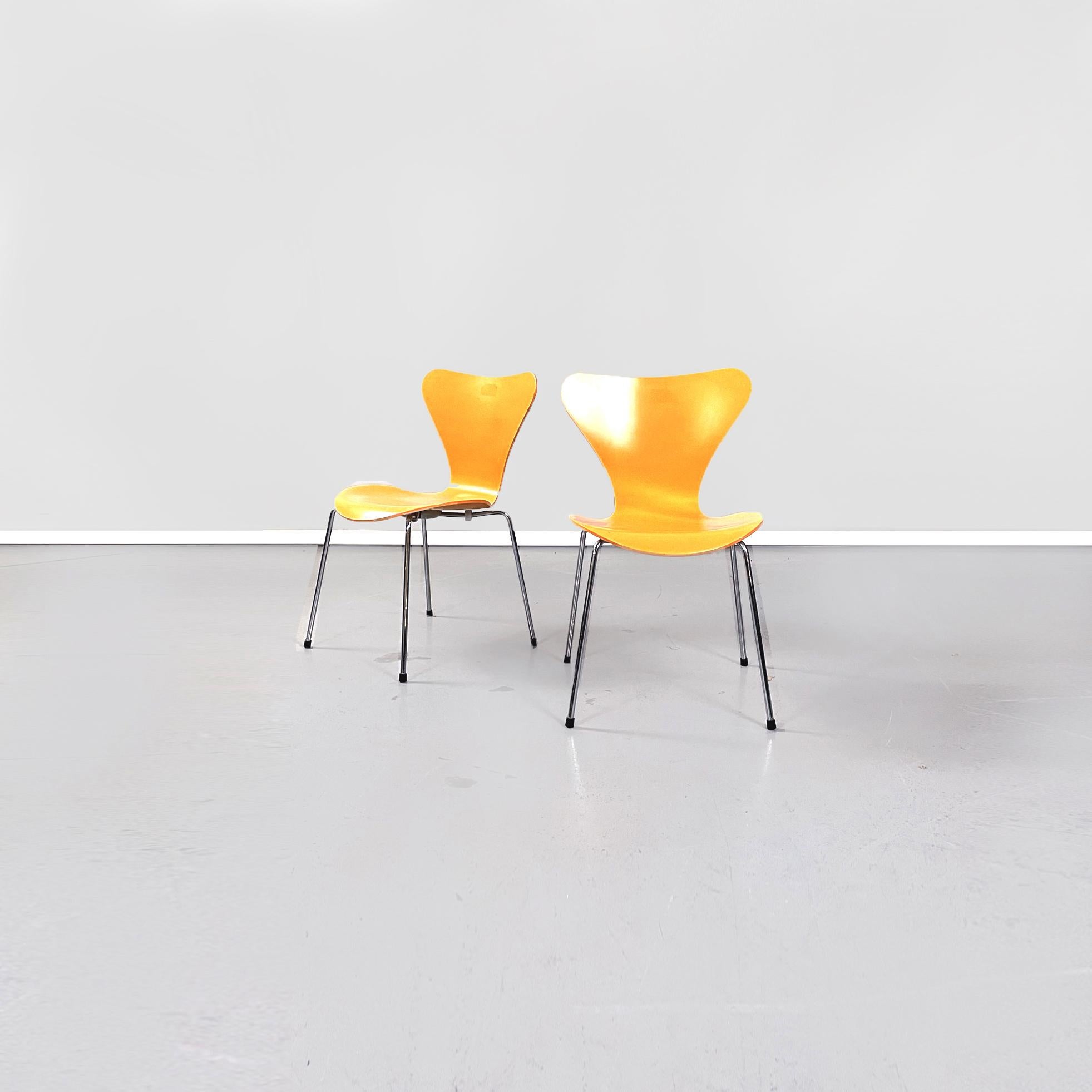 Mid-Century Modern Italian Mid-century Orange wood Chairs Serie 7 by Jacobsen for Fritz Hansen, 1999 For Sale