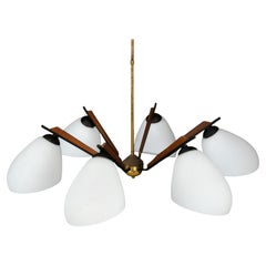 Lustre italien à six branches du milieu du siècle, dans le style Stilnovo. Italie années 1950.