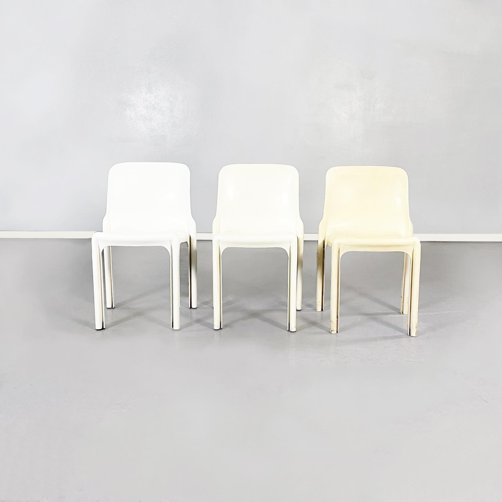 Italian mid-century Six Selene white chairs by Magistretti for Artemide, 1960s.
Six Selene chairs in white and beige plastic with square seat. The structure is monocoque with grooves along the legs that allow them to be stacked.
Produced by Artemide