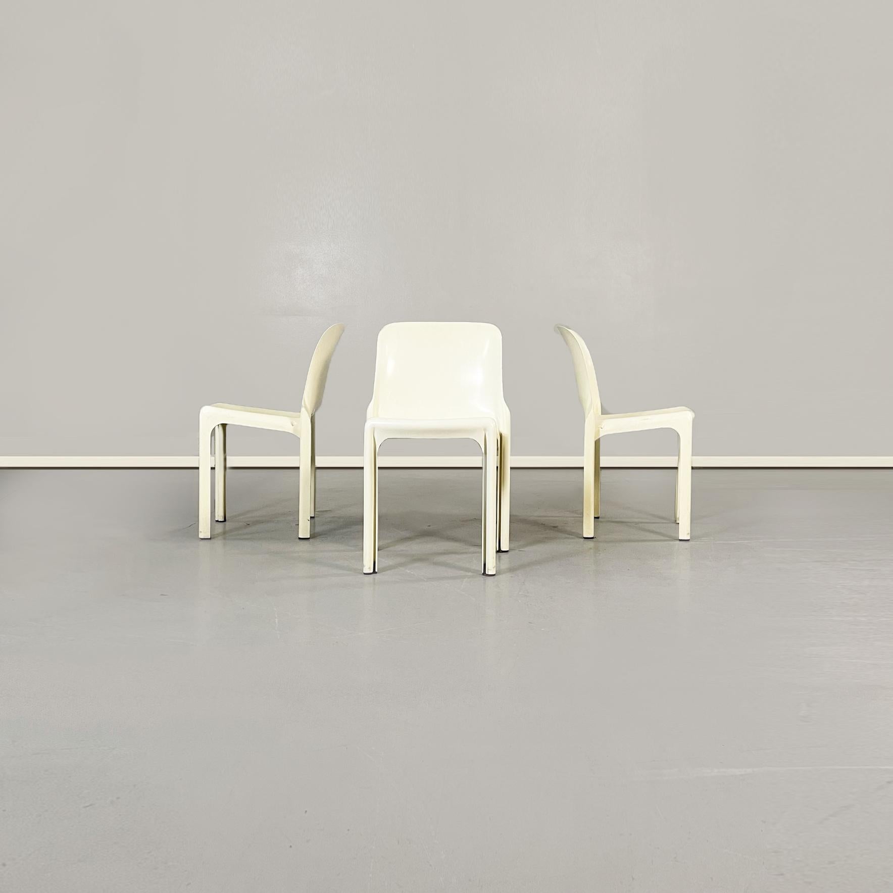 Italian Mid-Century Six Selene White Chairs by Magistretti for Artemide, 1960s In Good Condition In MIlano, IT