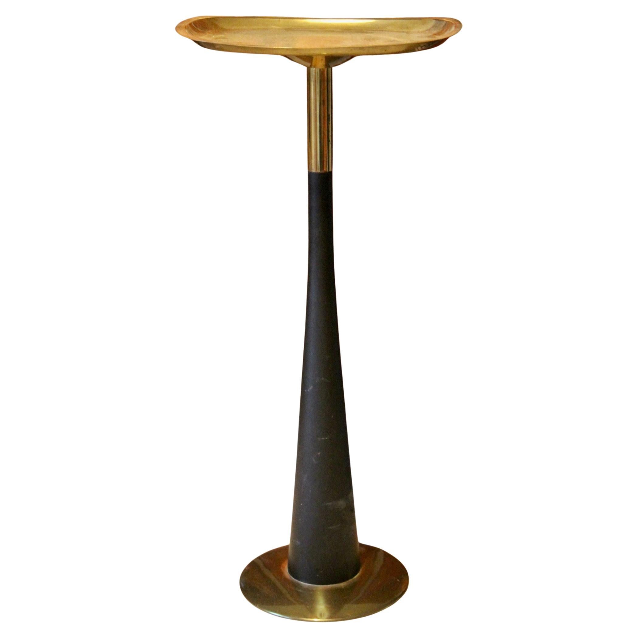 Piccolo gueridon italiano della metà del secolo