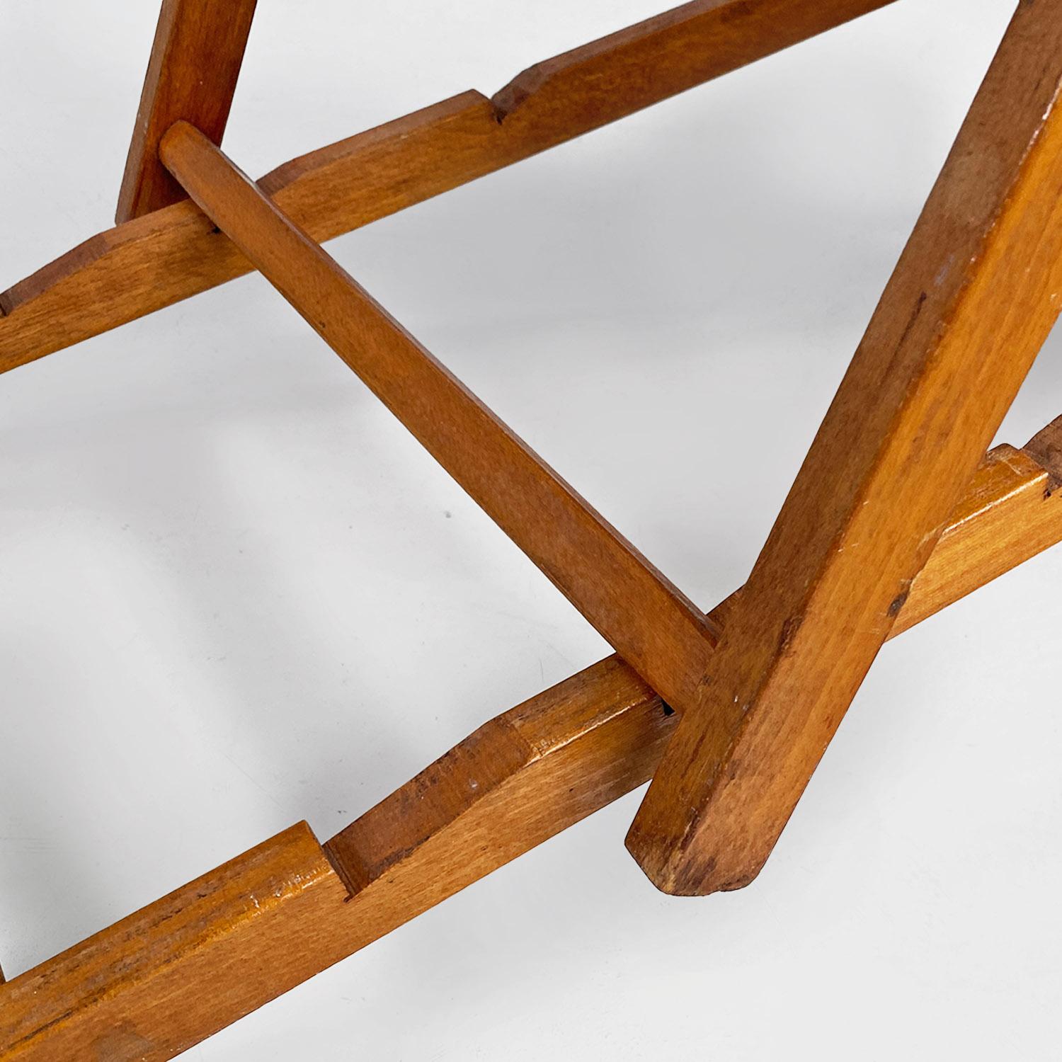 Italian mid-century small wooden and original colored fabric deckchair, 1950s For Sale 5