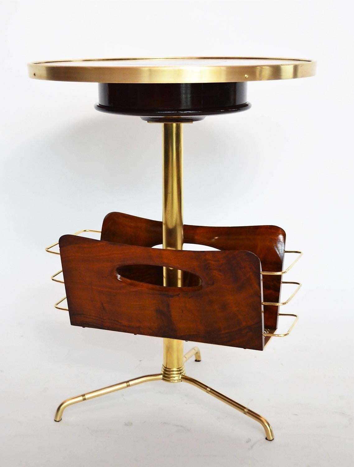 Mid-Century Modern Italian Midcentury Smoker Table or Guéridon with Magazine Rack, 1950s