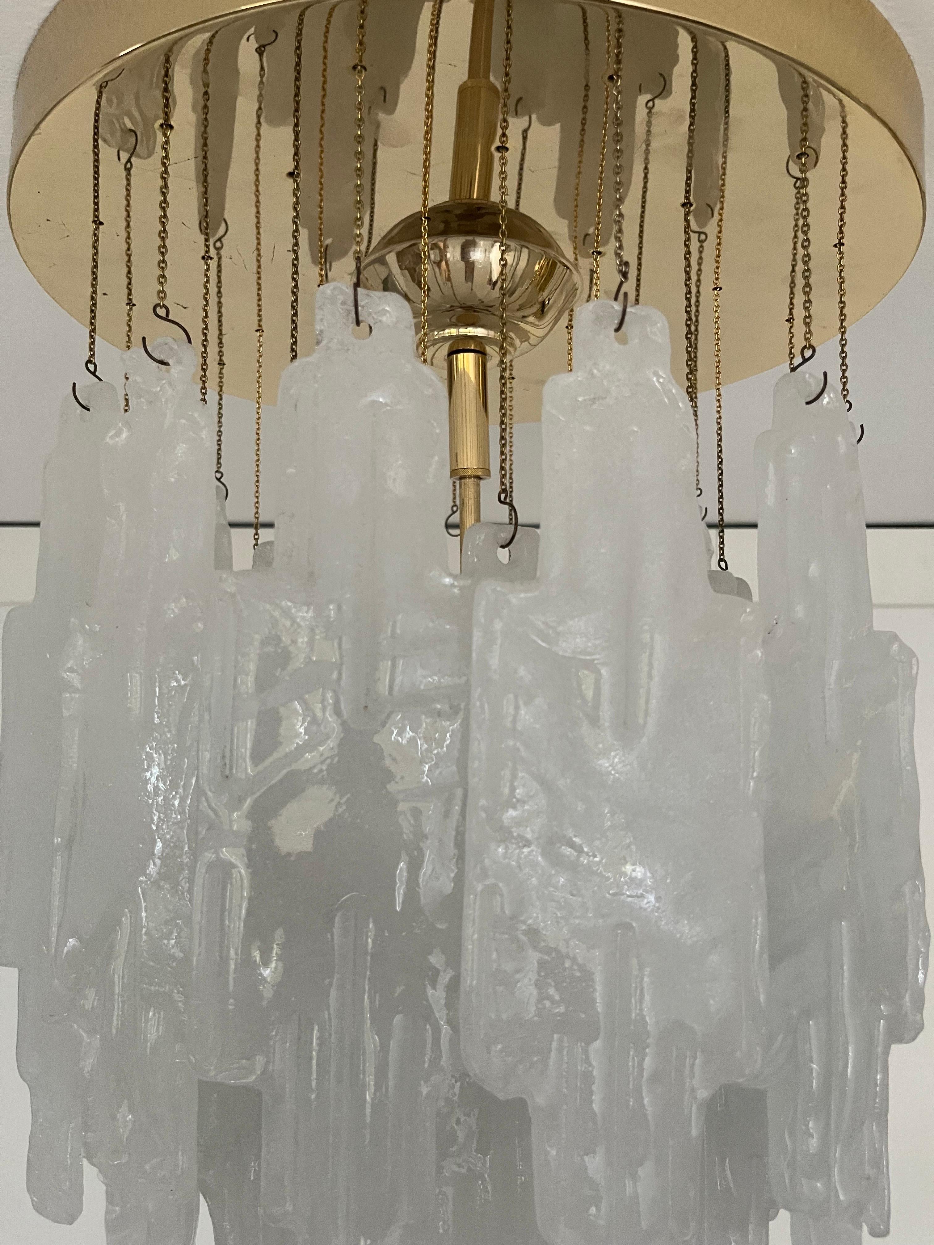 Italian Mid-Century Snow White Murano Glass Chandelier by Poliarte, 1970s For Sale 7