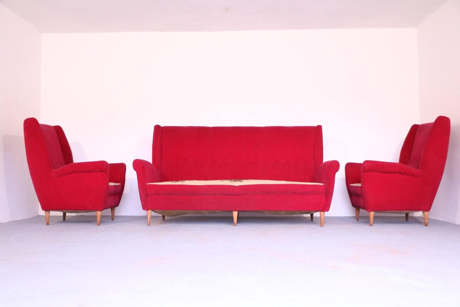 ItalianModern Neoclassical Sofa & Armchairs by Gio Ponti for ISA, Bergamo, 1955 In Good Condition In New York, NY